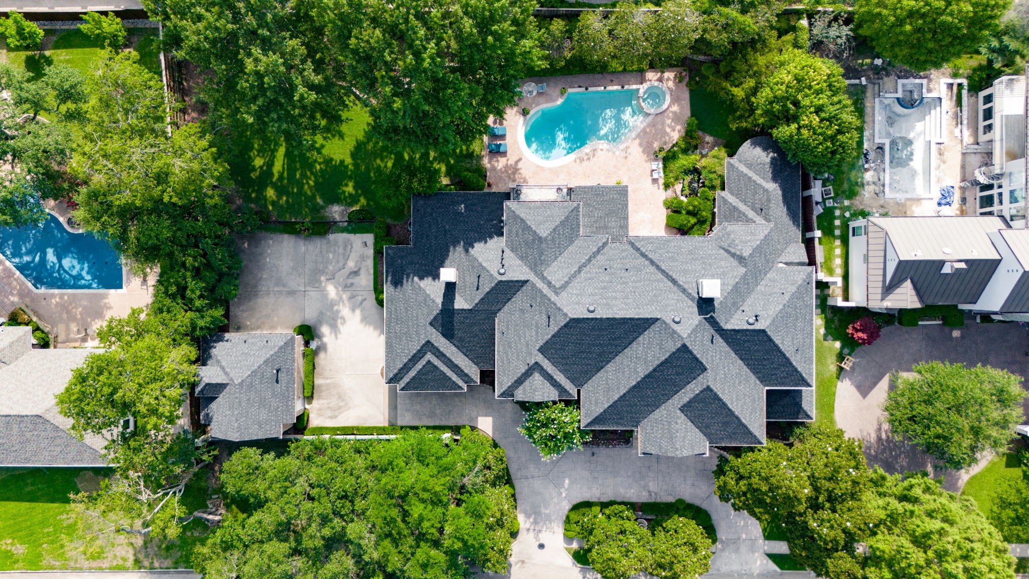 17405 Woods Edge Drive