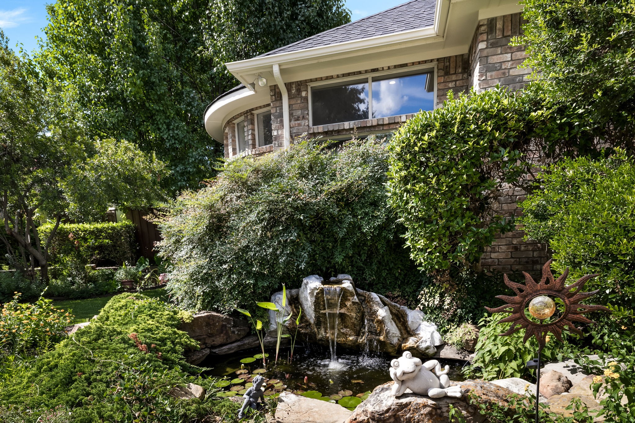 17405 Woods Edge Drive