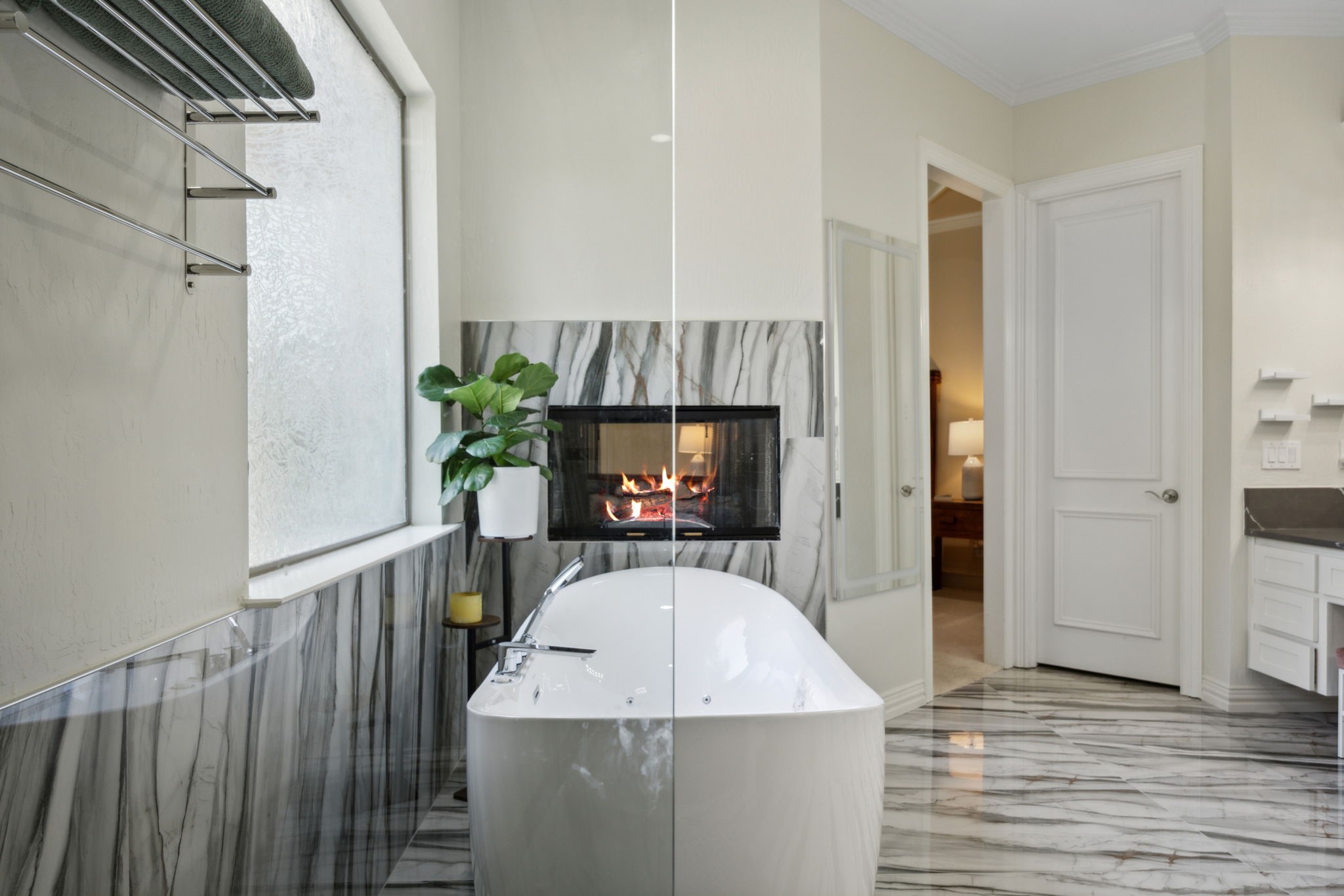 6405 Riverside Drive