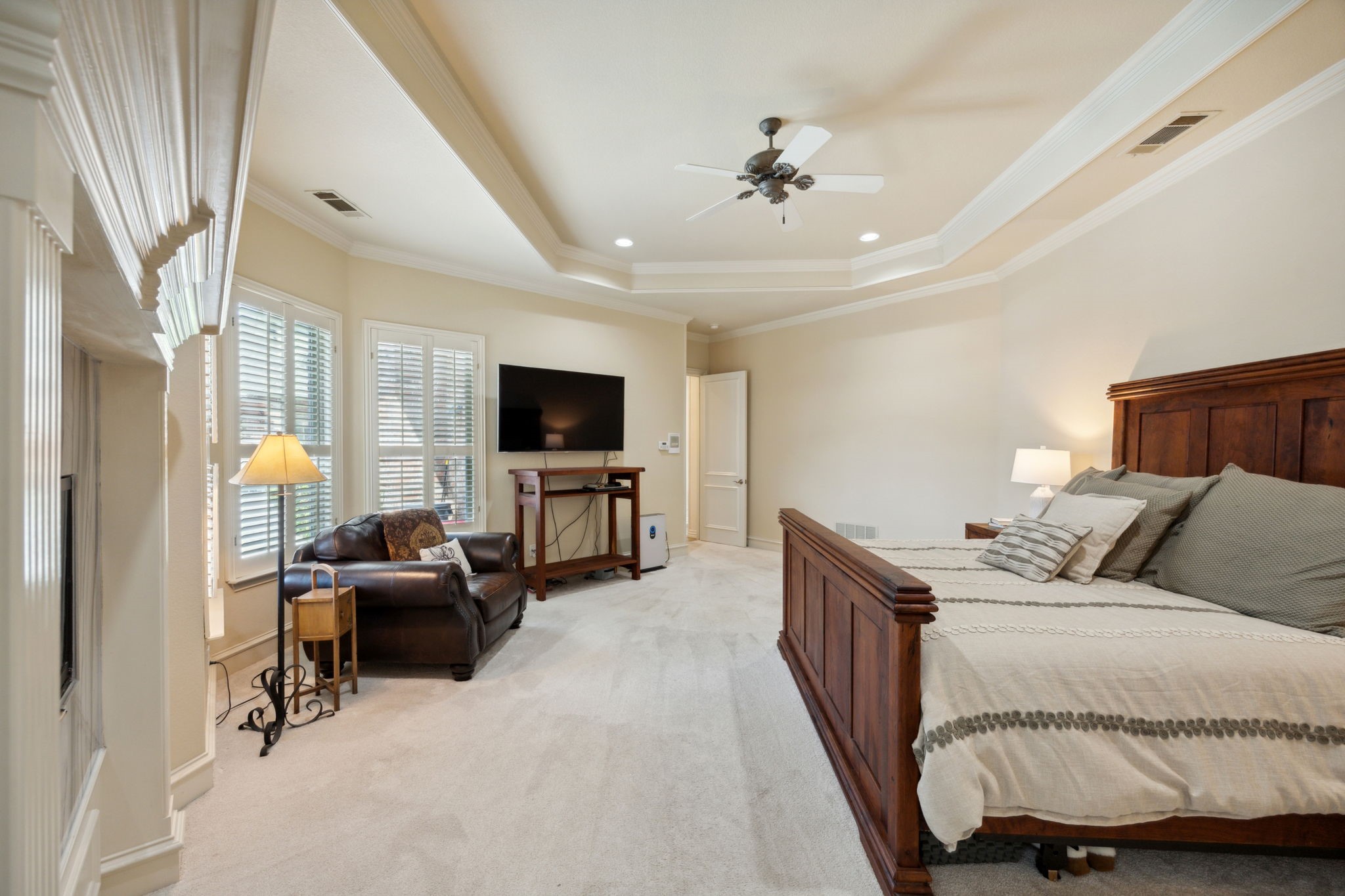 6405 Riverside Drive