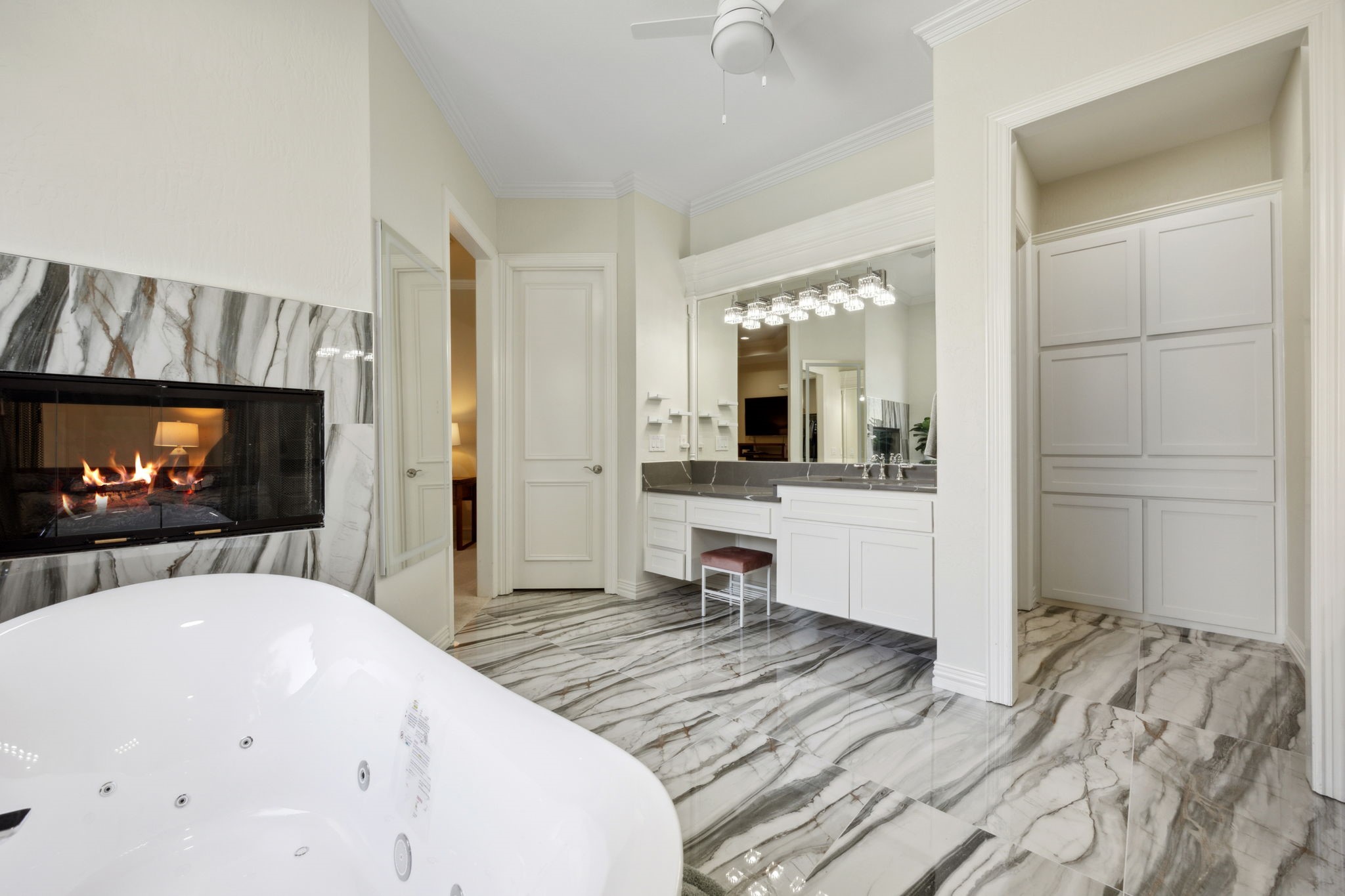 6405 Riverside Drive