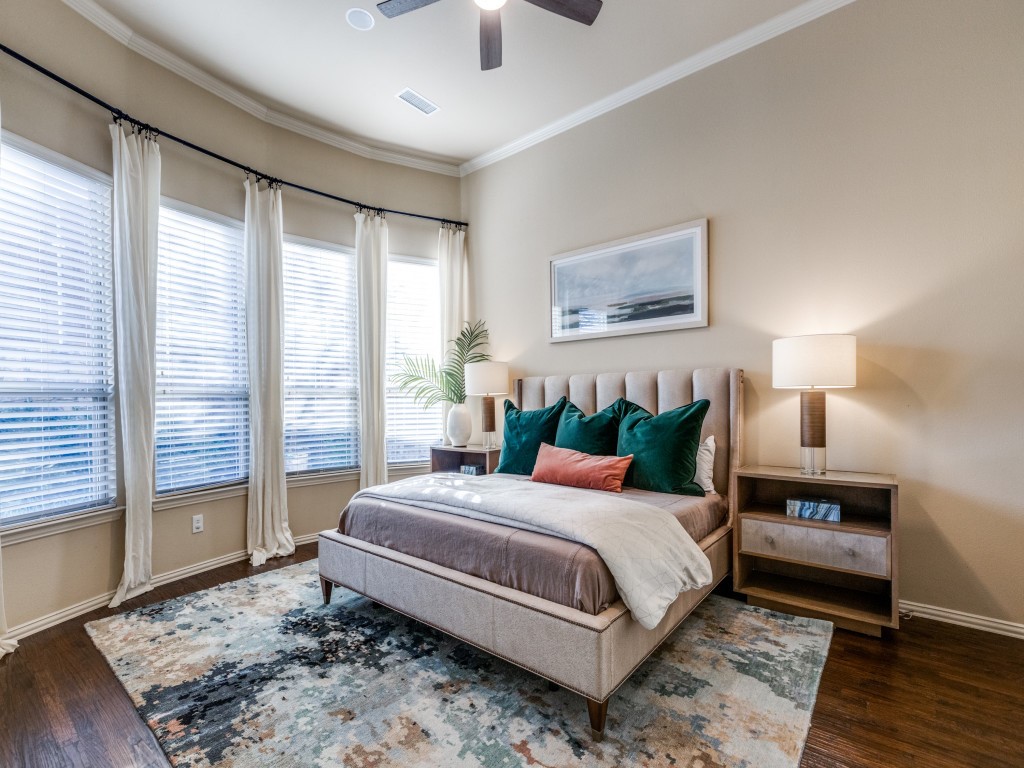 6325 Falcon Ridge Lane