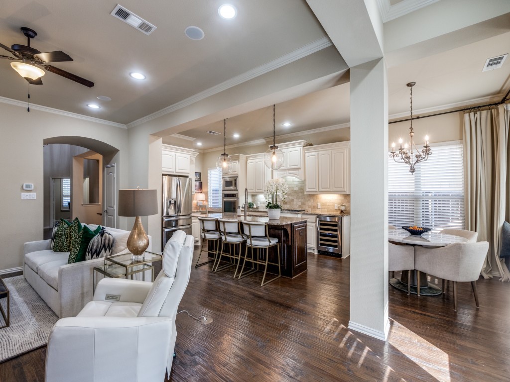 6325 Falcon Ridge Lane