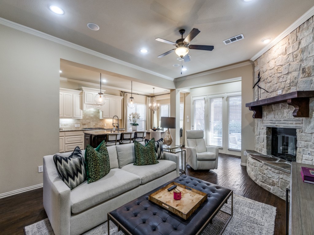 6325 Falcon Ridge Lane