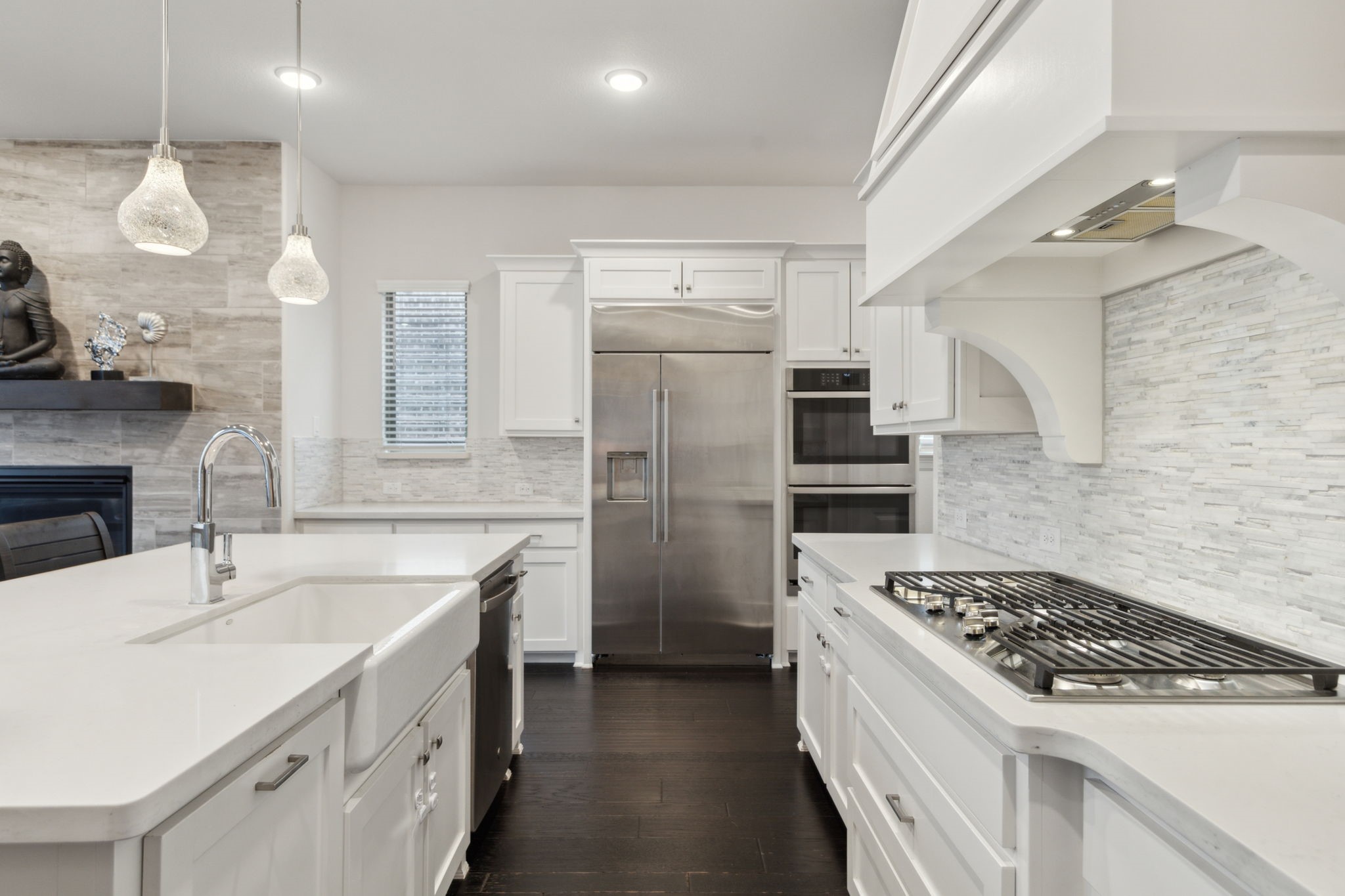 2711 Kingston Street