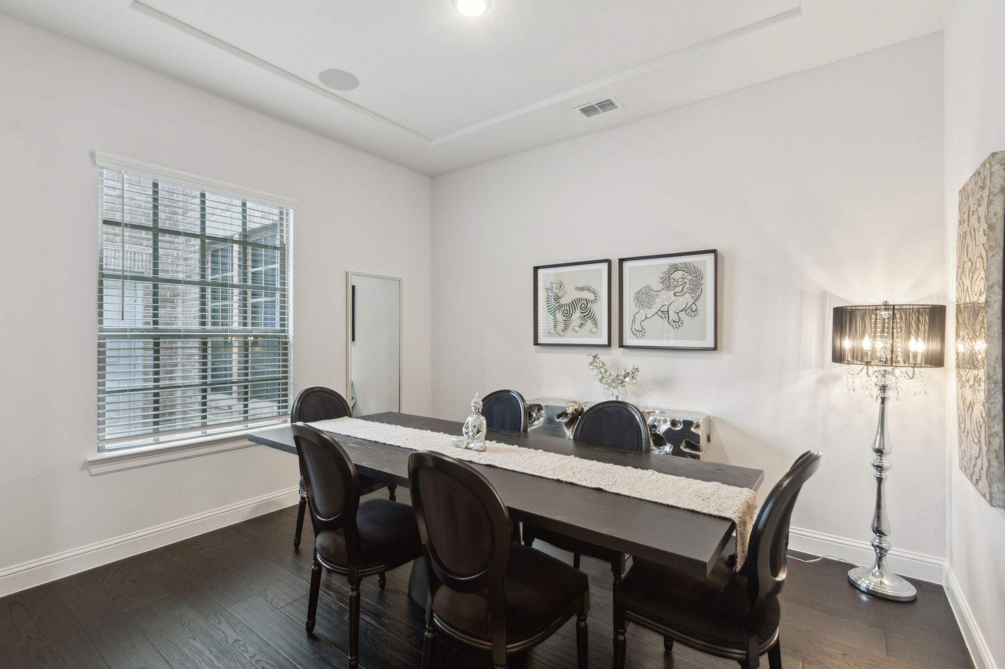 2711 Kingston Street