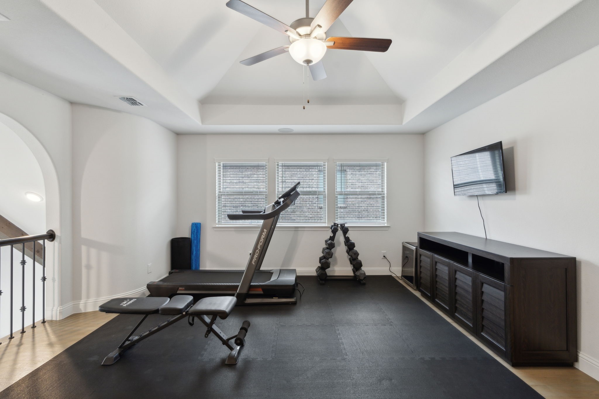 2711 Kingston Street