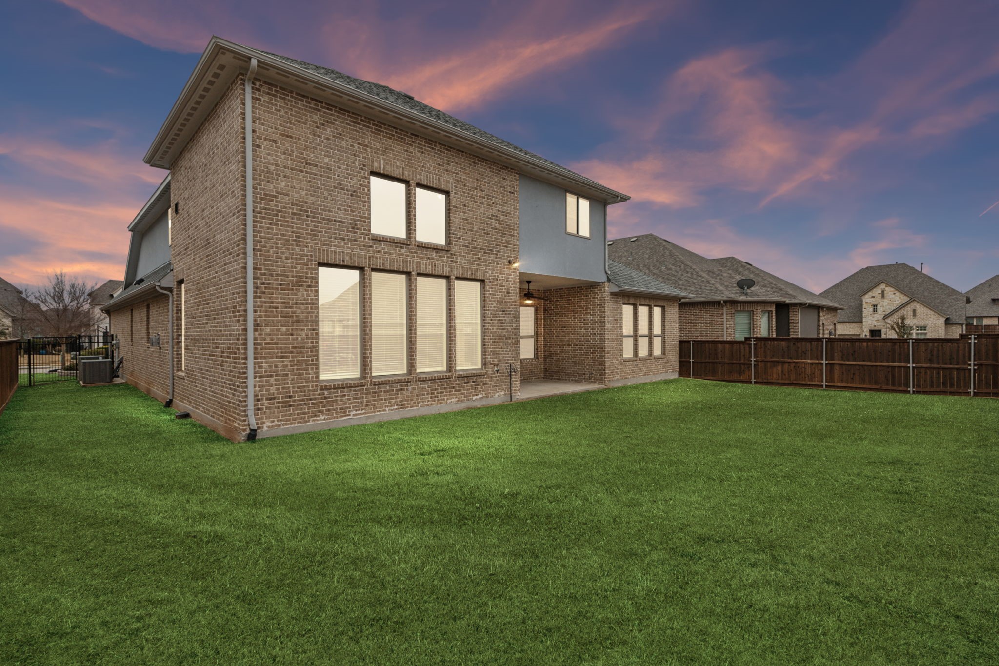 2711 Kingston Street