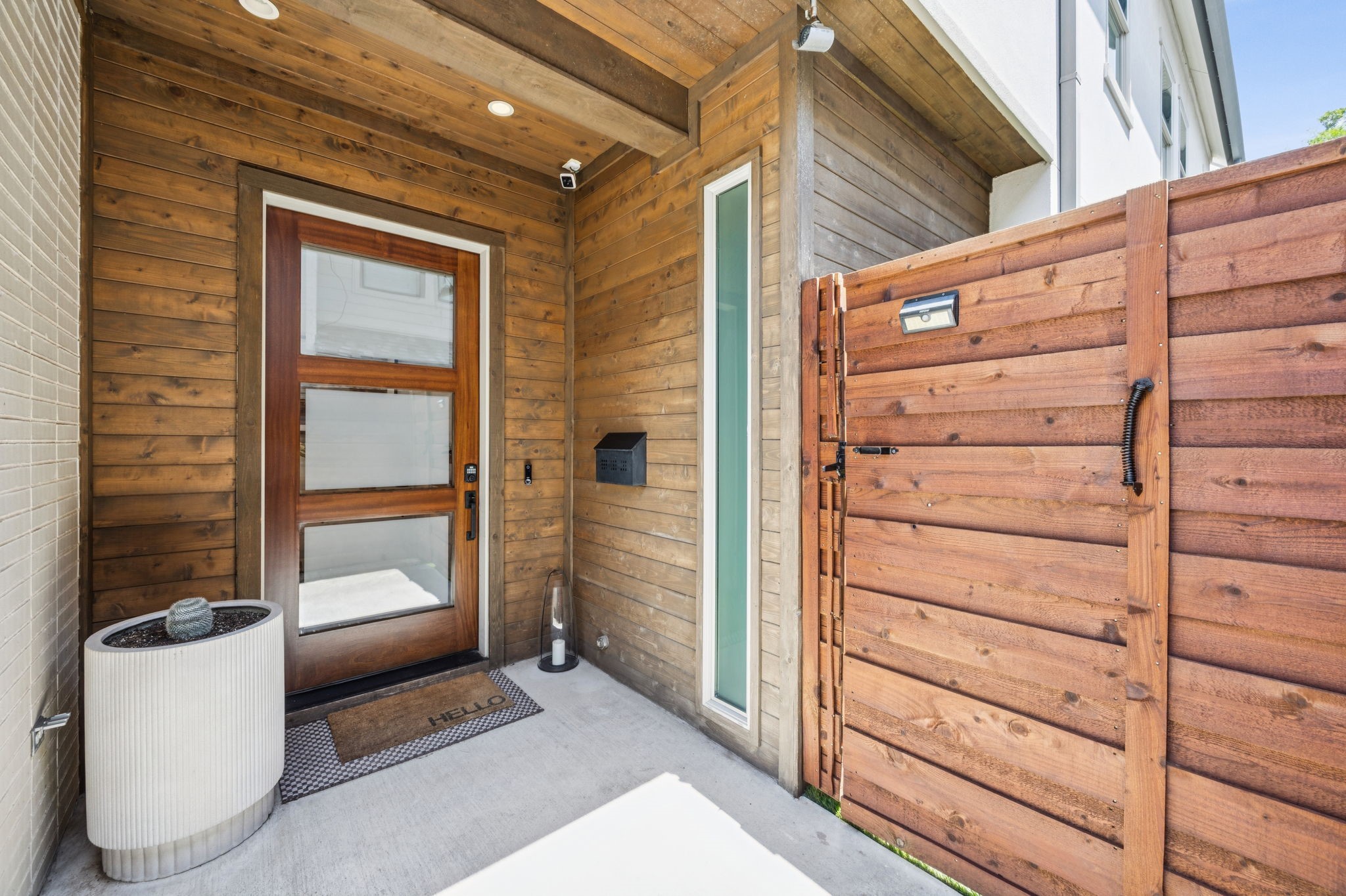 5616 Longview Street