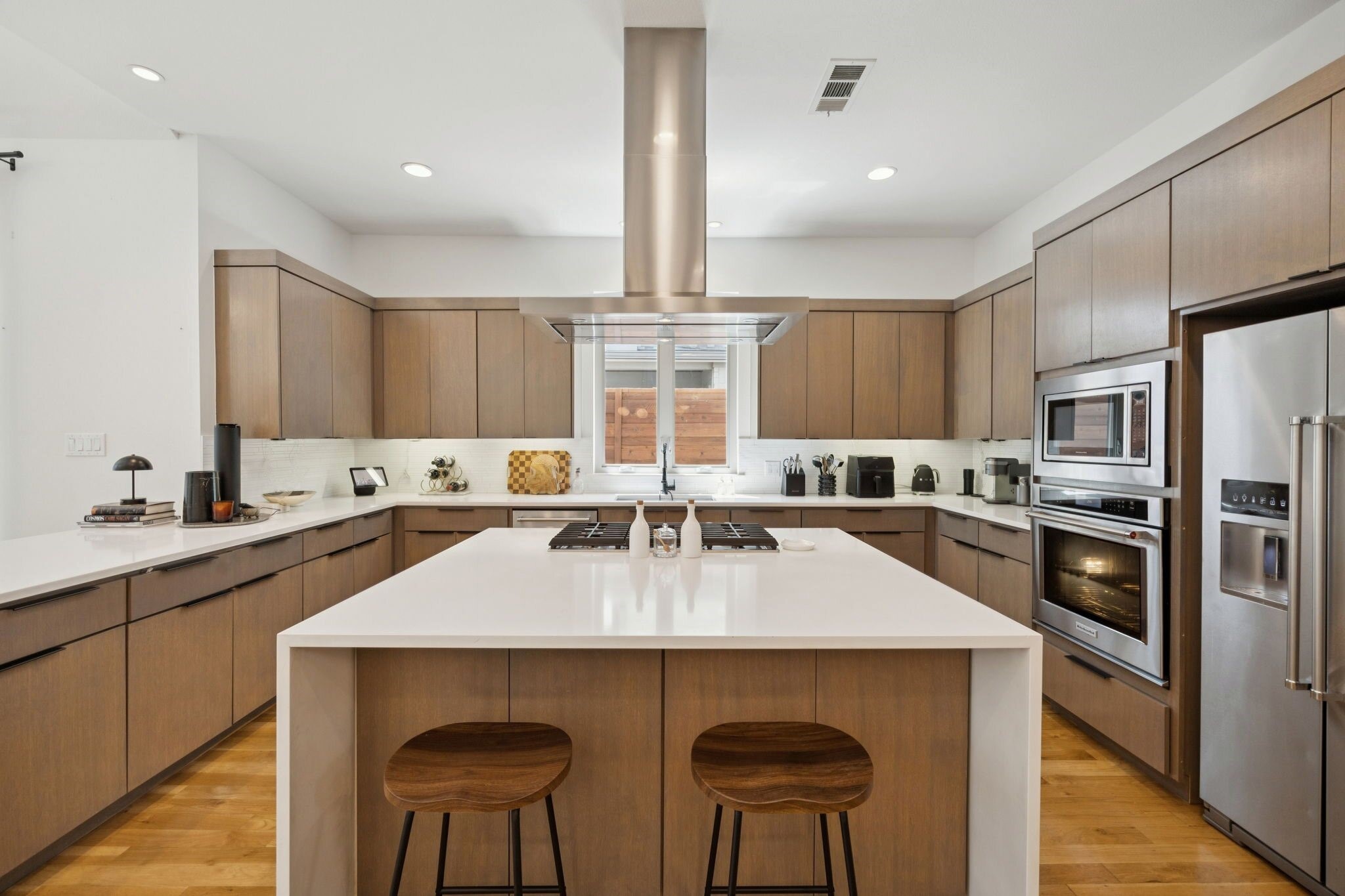 5616 Longview Street