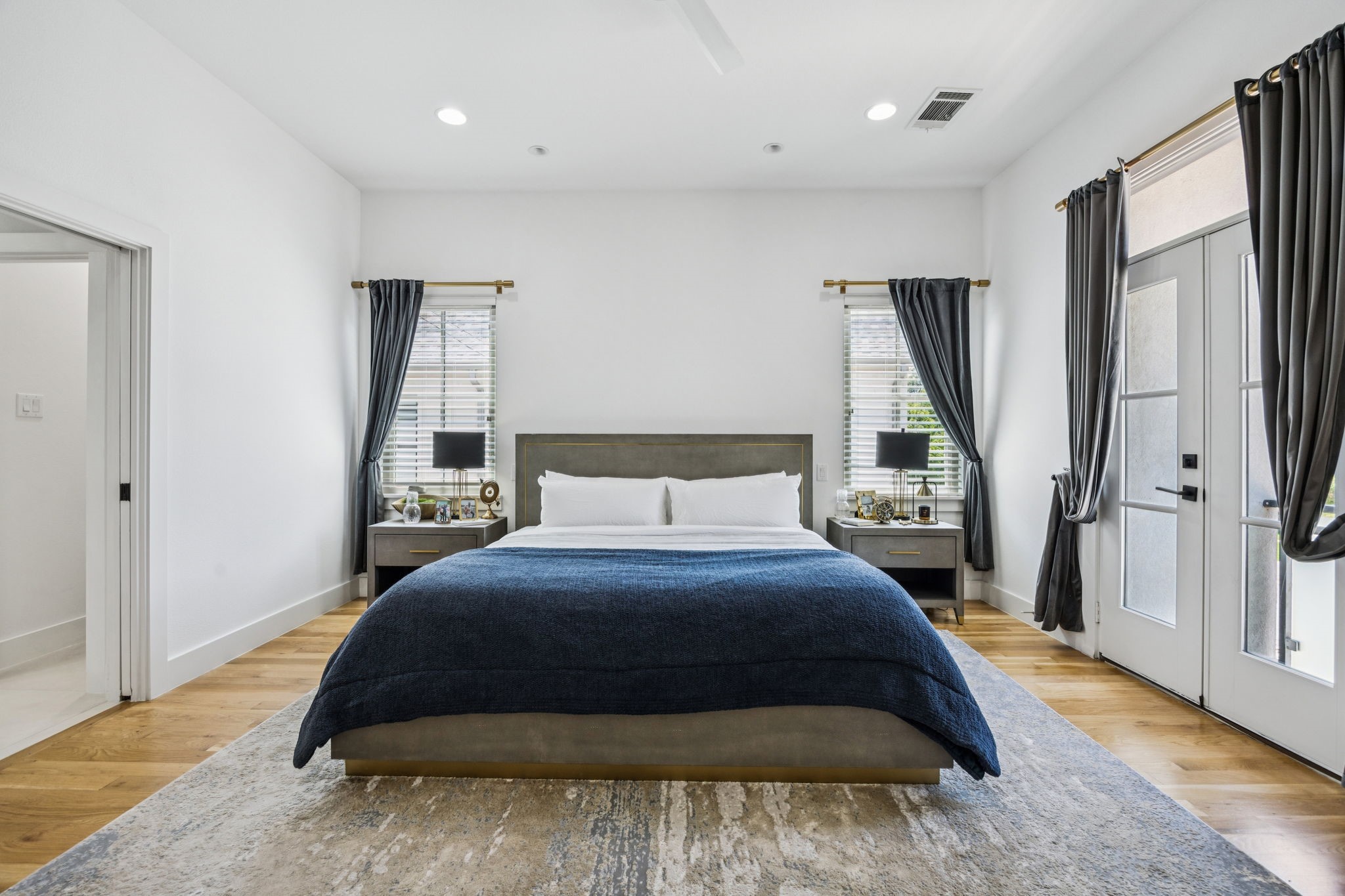 5616 Longview Street