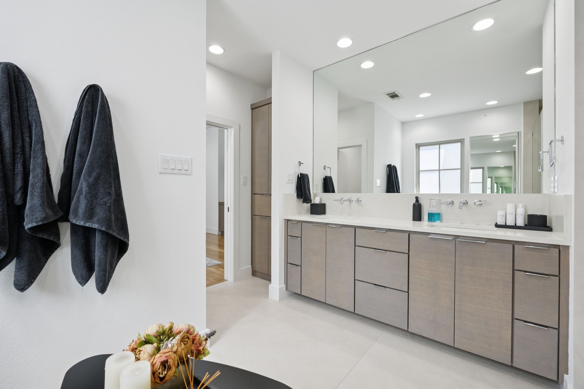 5616 Longview Street