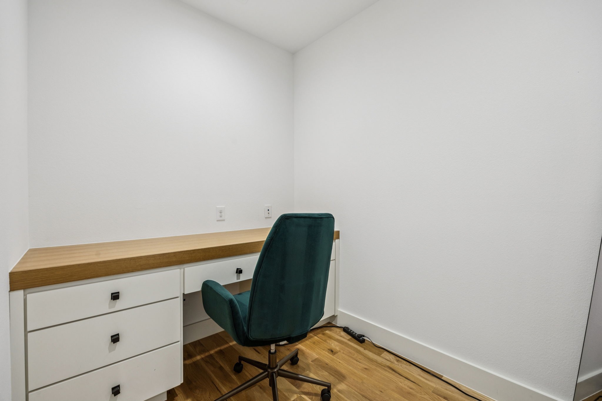 5616 Longview Street