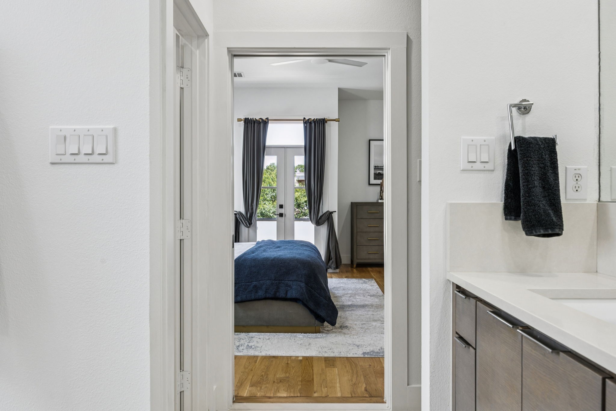 5616 Longview Street