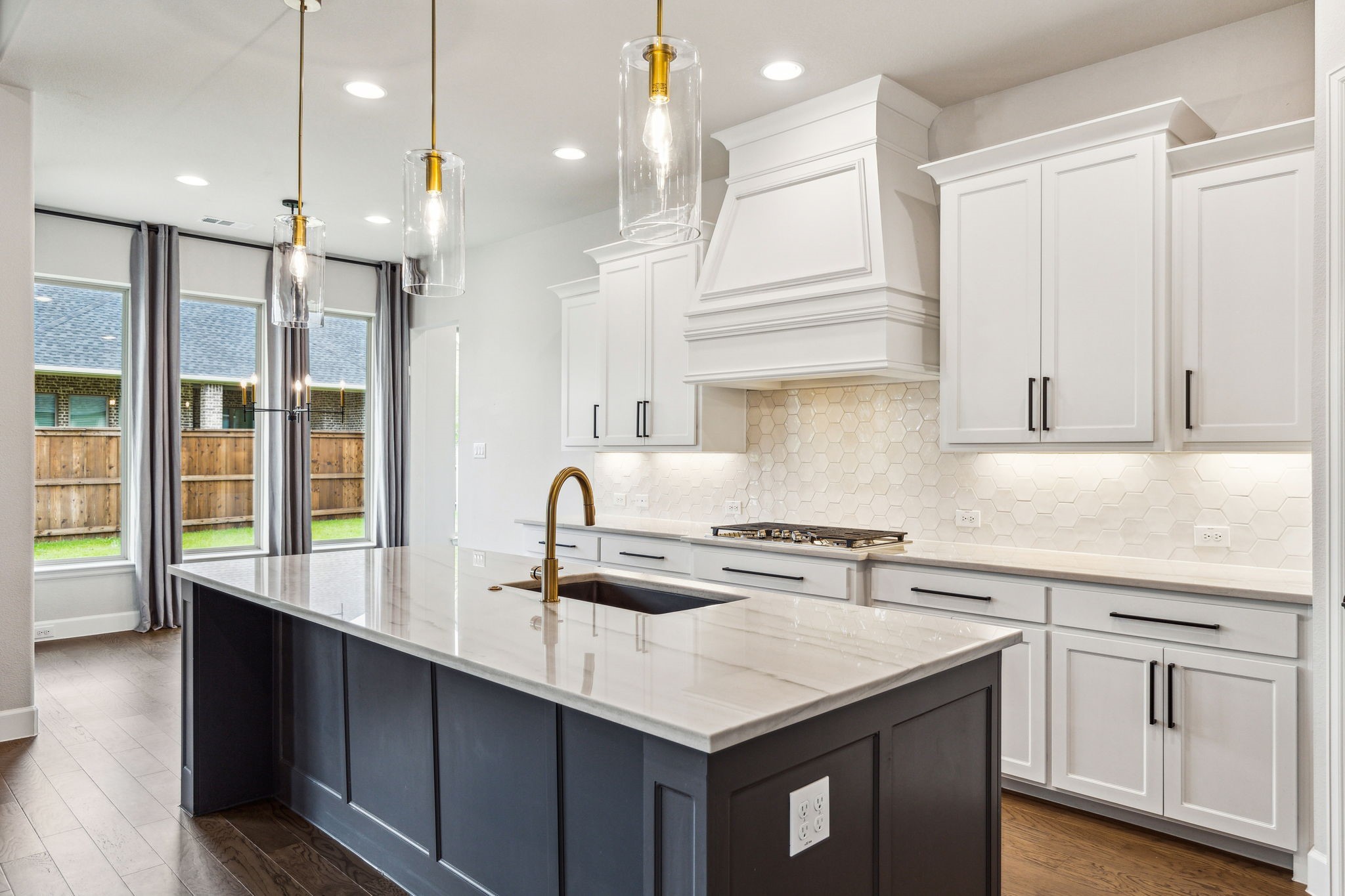 2232 Grey September Street