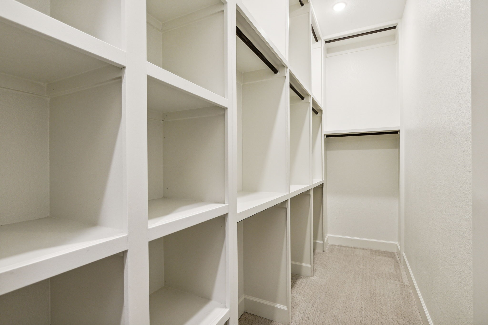 2232 Grey September Street