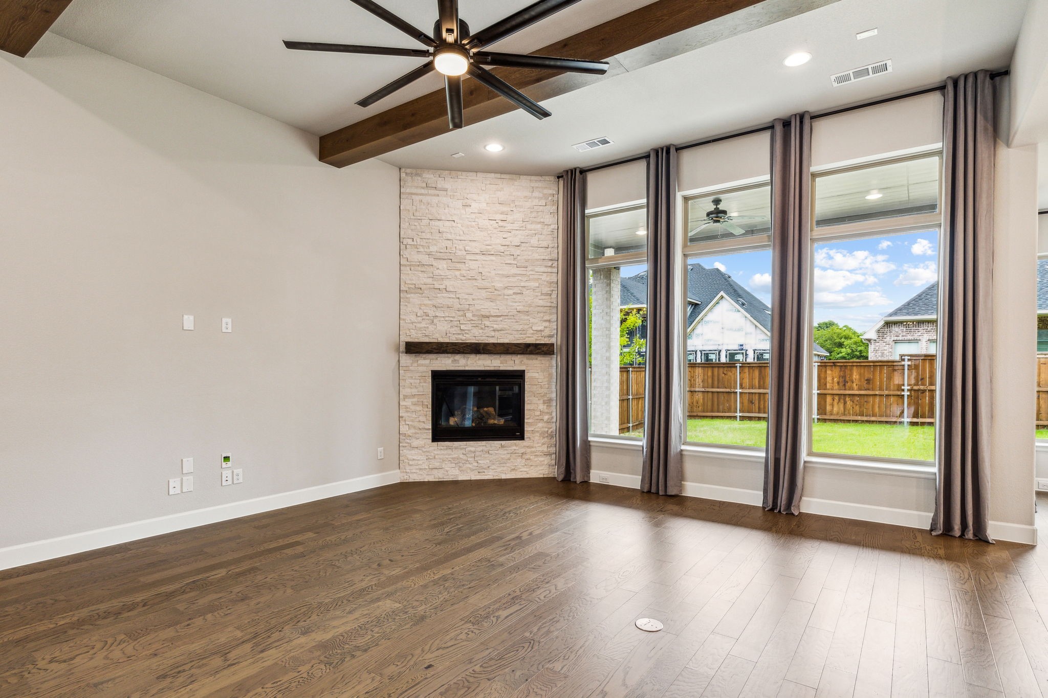 2232 Grey September Street