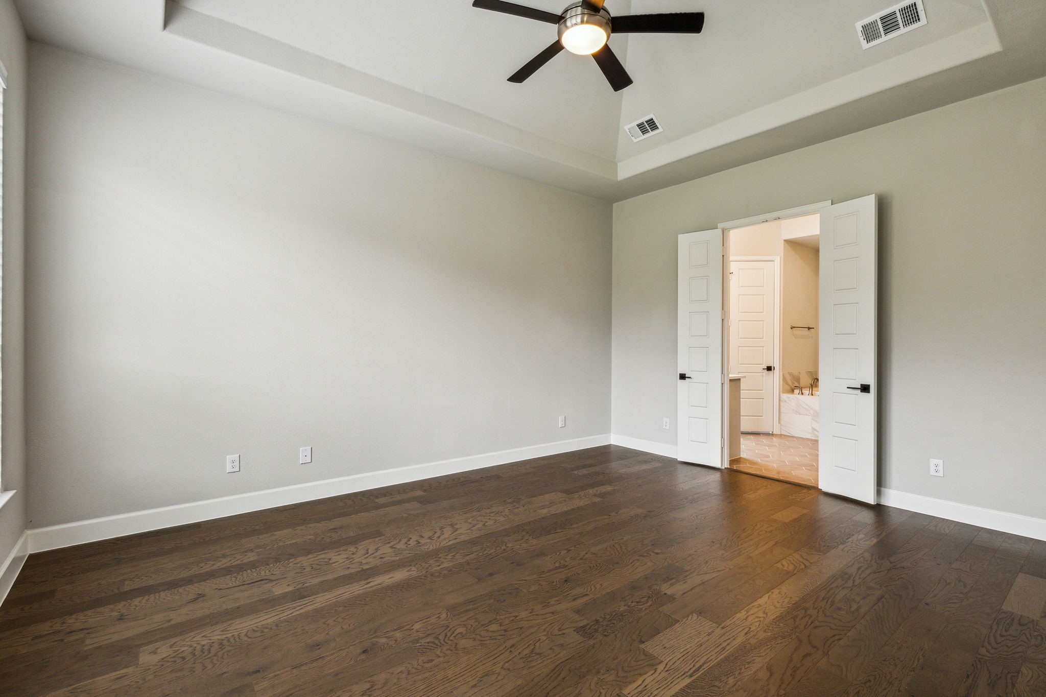 2232 Grey September Street