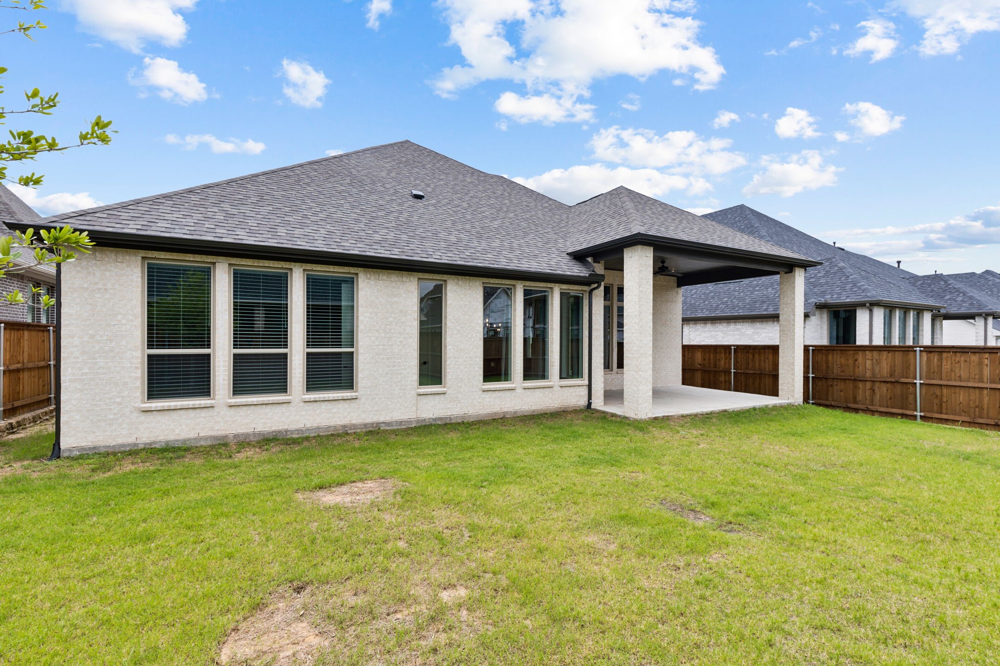 2232 Grey September Street