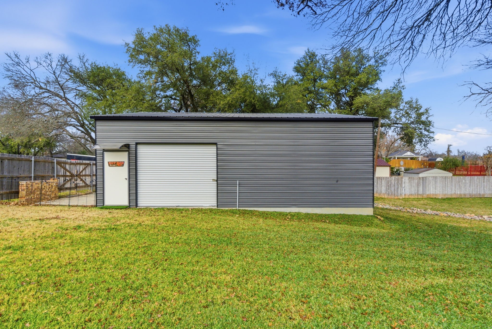 509 Queensway Road