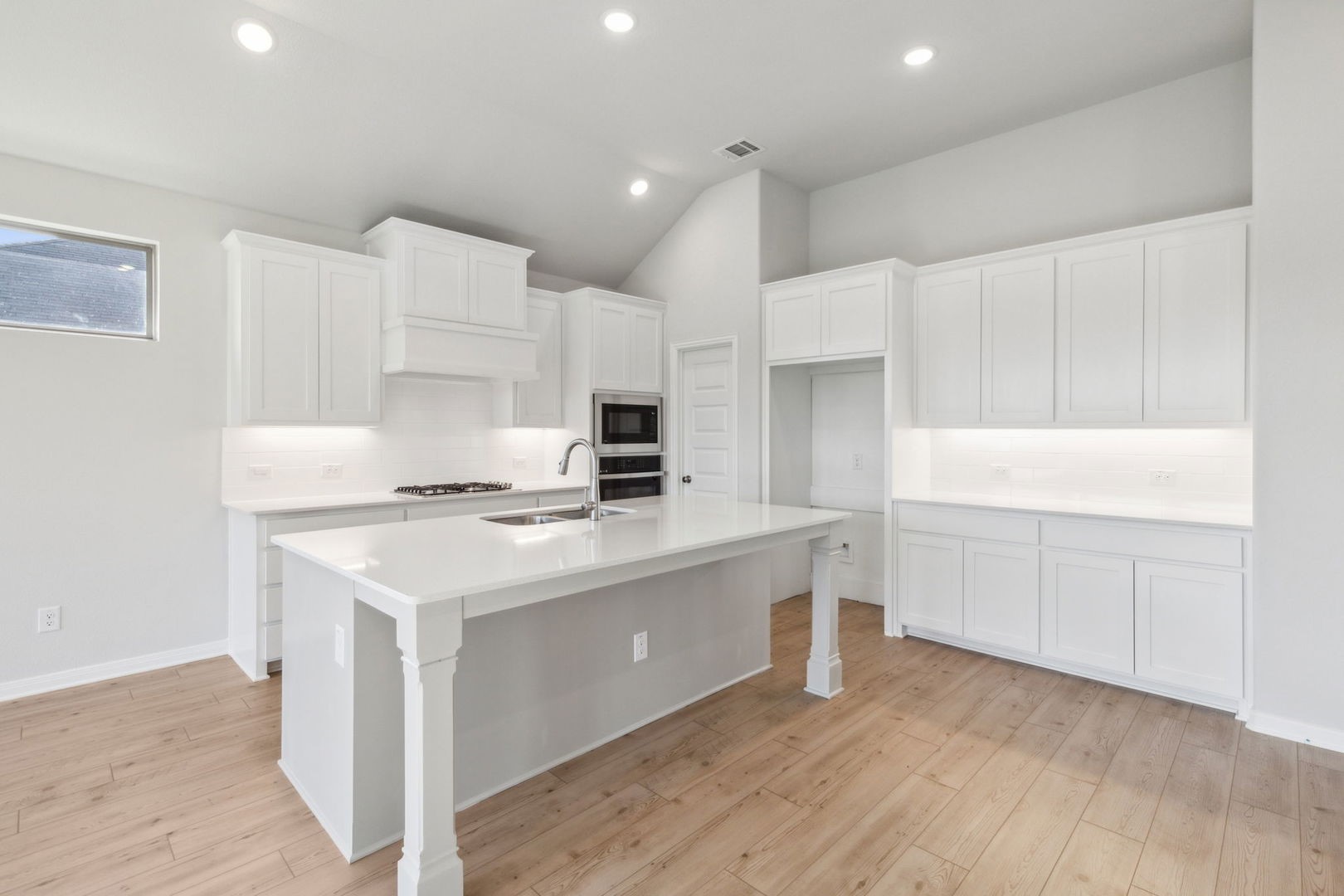 1423 Golden Meadow Drive