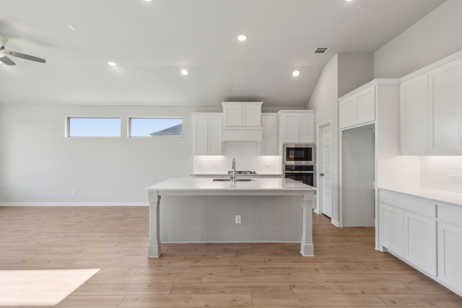 1423 Golden Meadow Drive