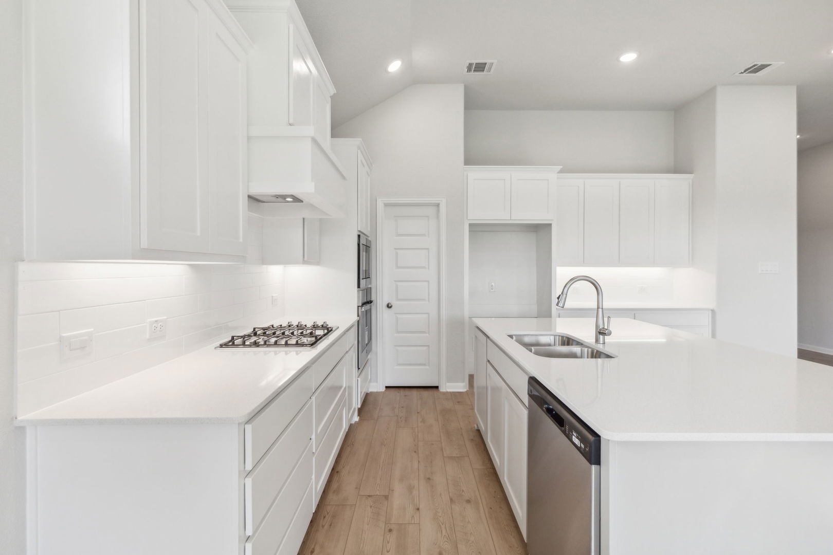 1423 Golden Meadow Drive