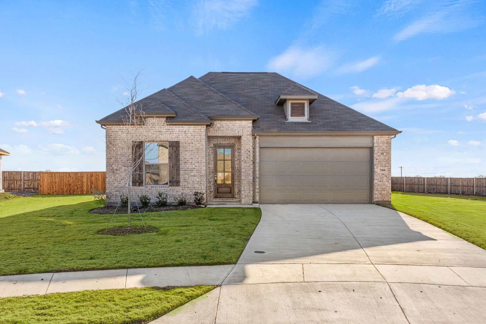 1423 Golden Meadow Drive