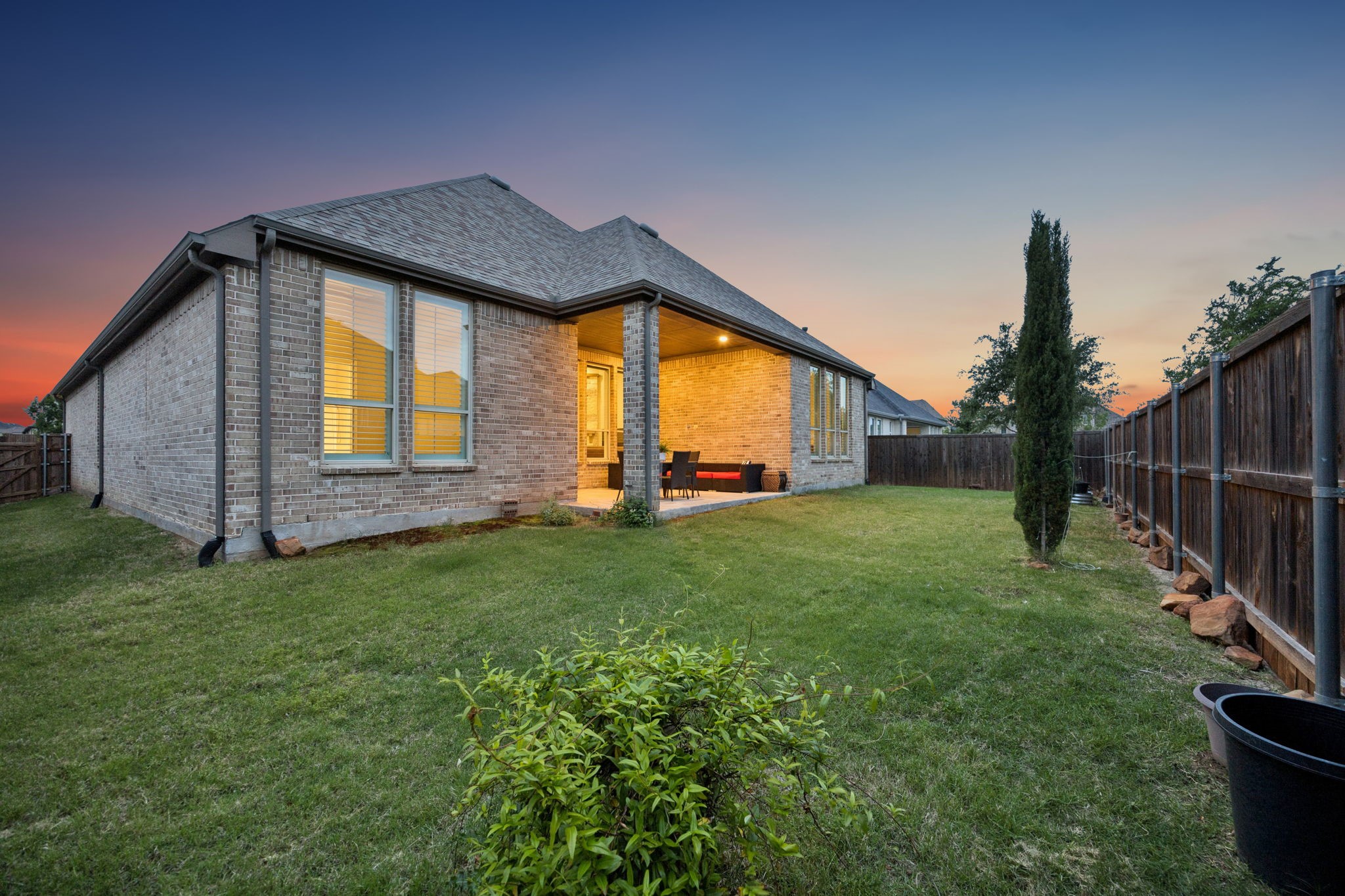 1950 Foxglen Drive