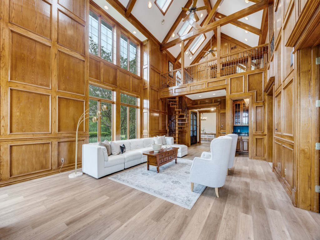 362 Woodland Hills Drive