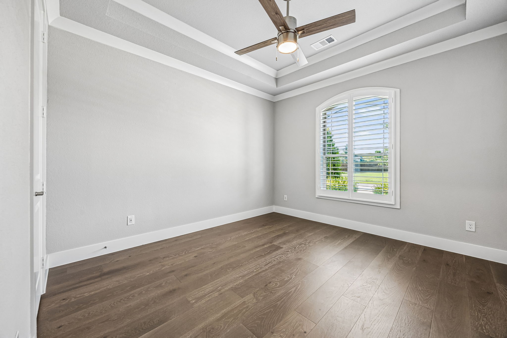 2200 Weathertop Lane
