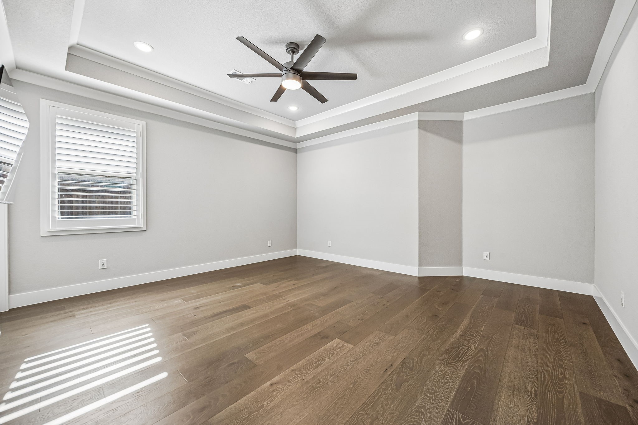 2200 Weathertop Lane