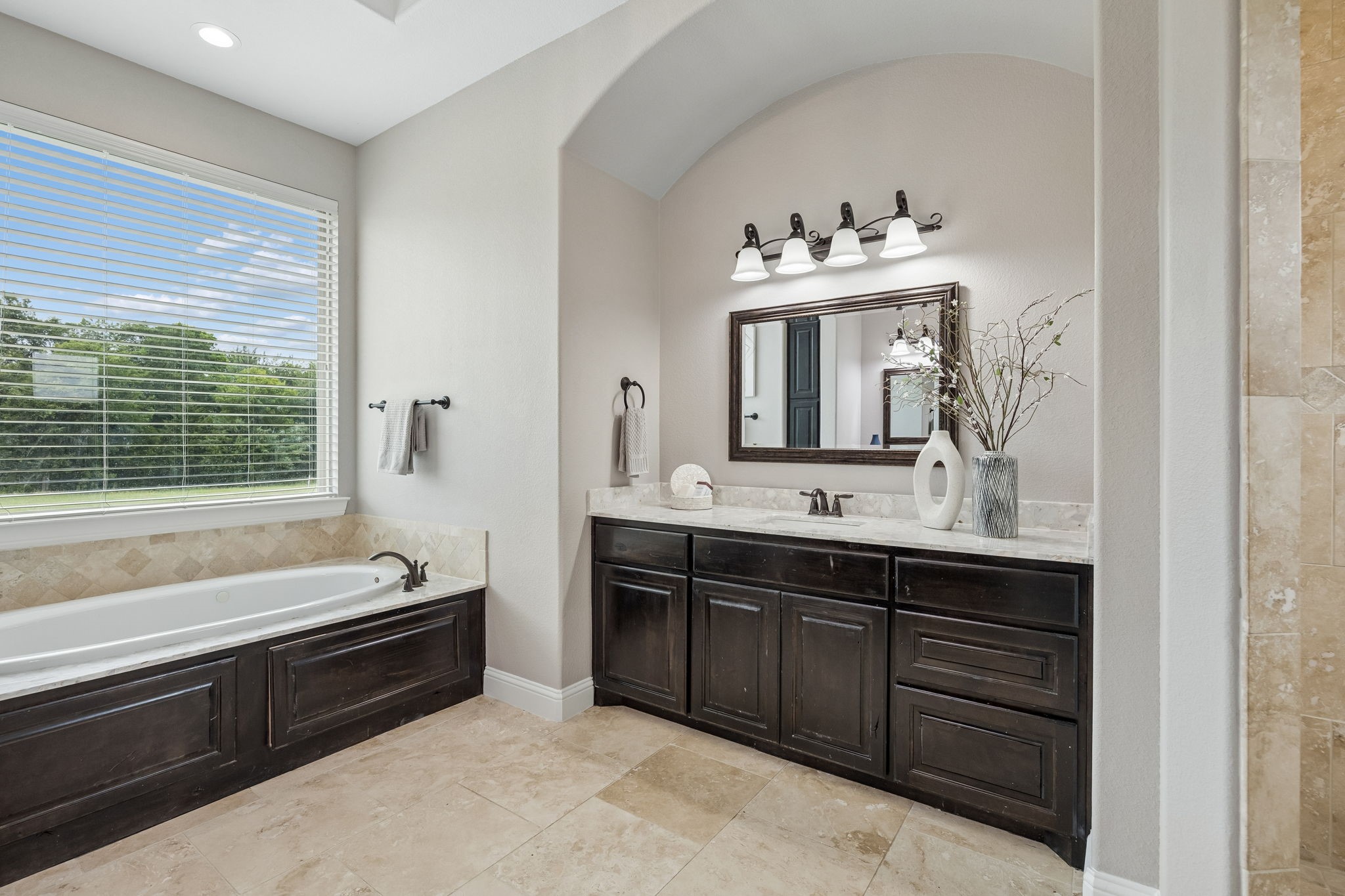 11190 County Road 309