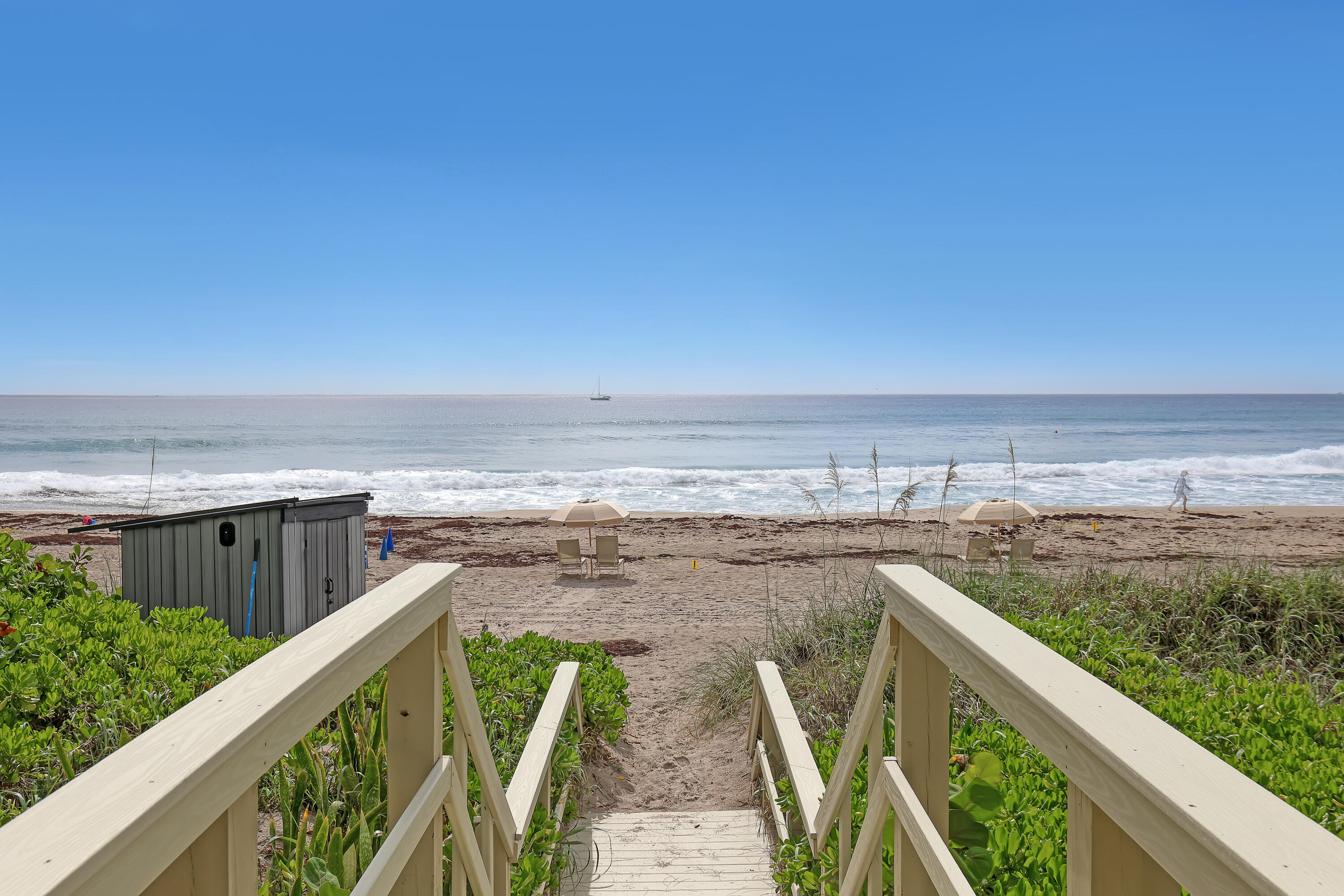 3920 N Ocean Drive 9b