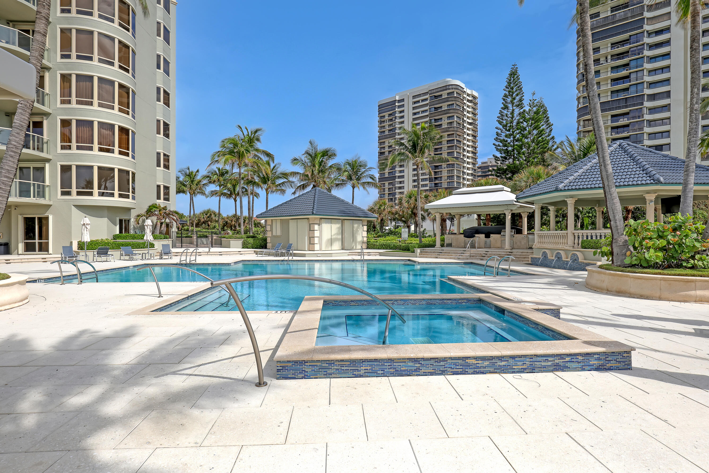 3920 N Ocean Drive 9b