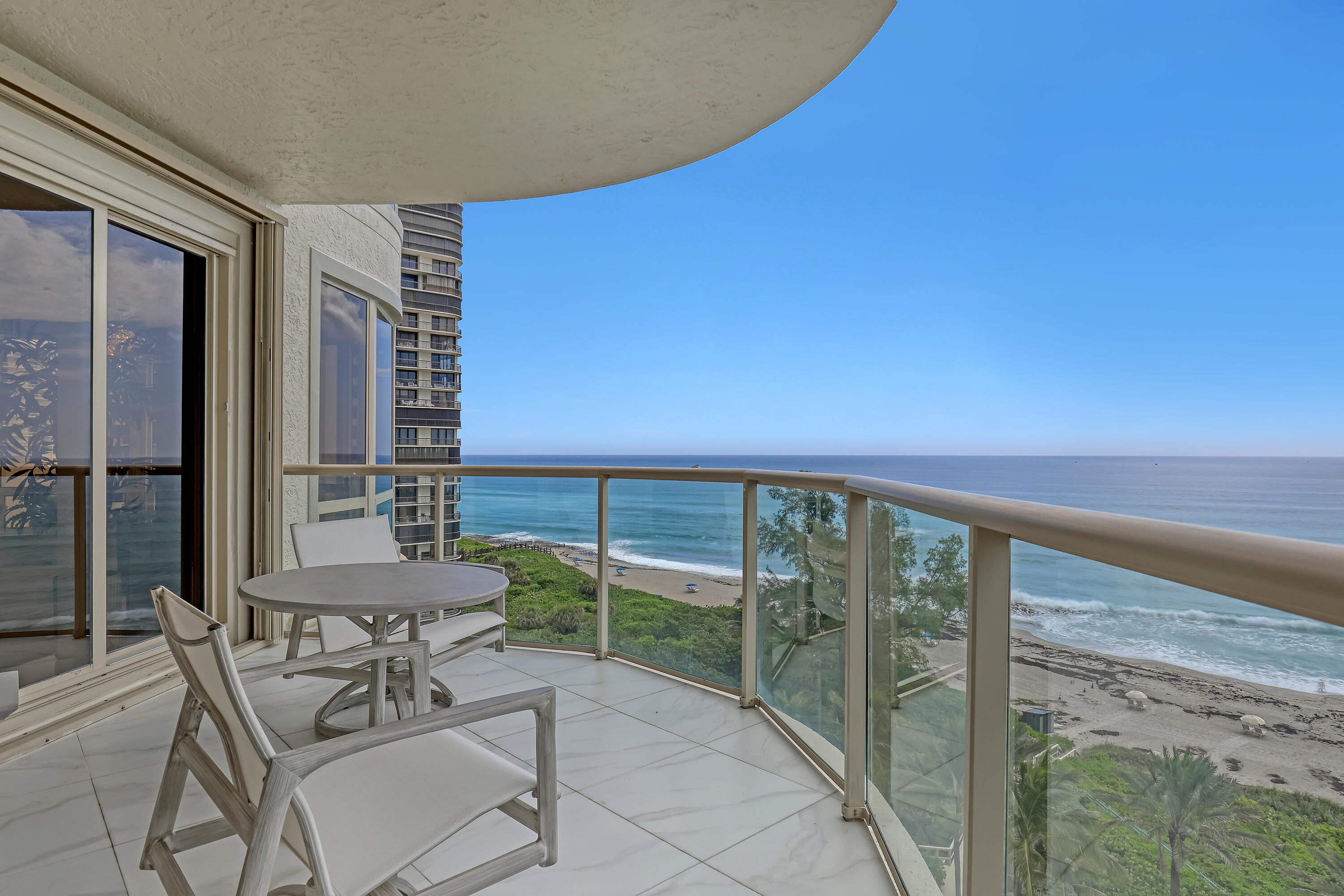 3920 N Ocean Drive 9b