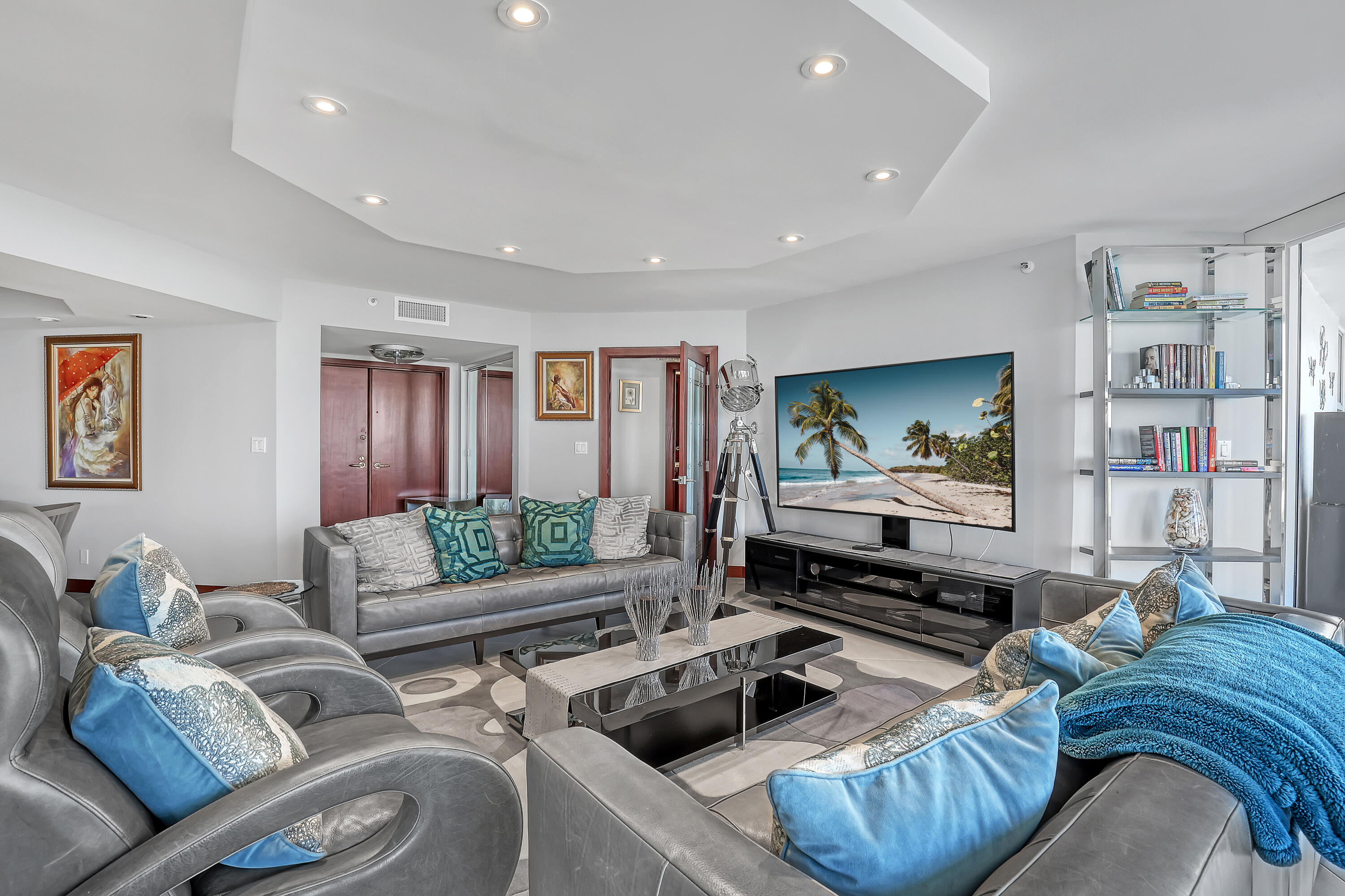 5200 N Ocean Drive 1902