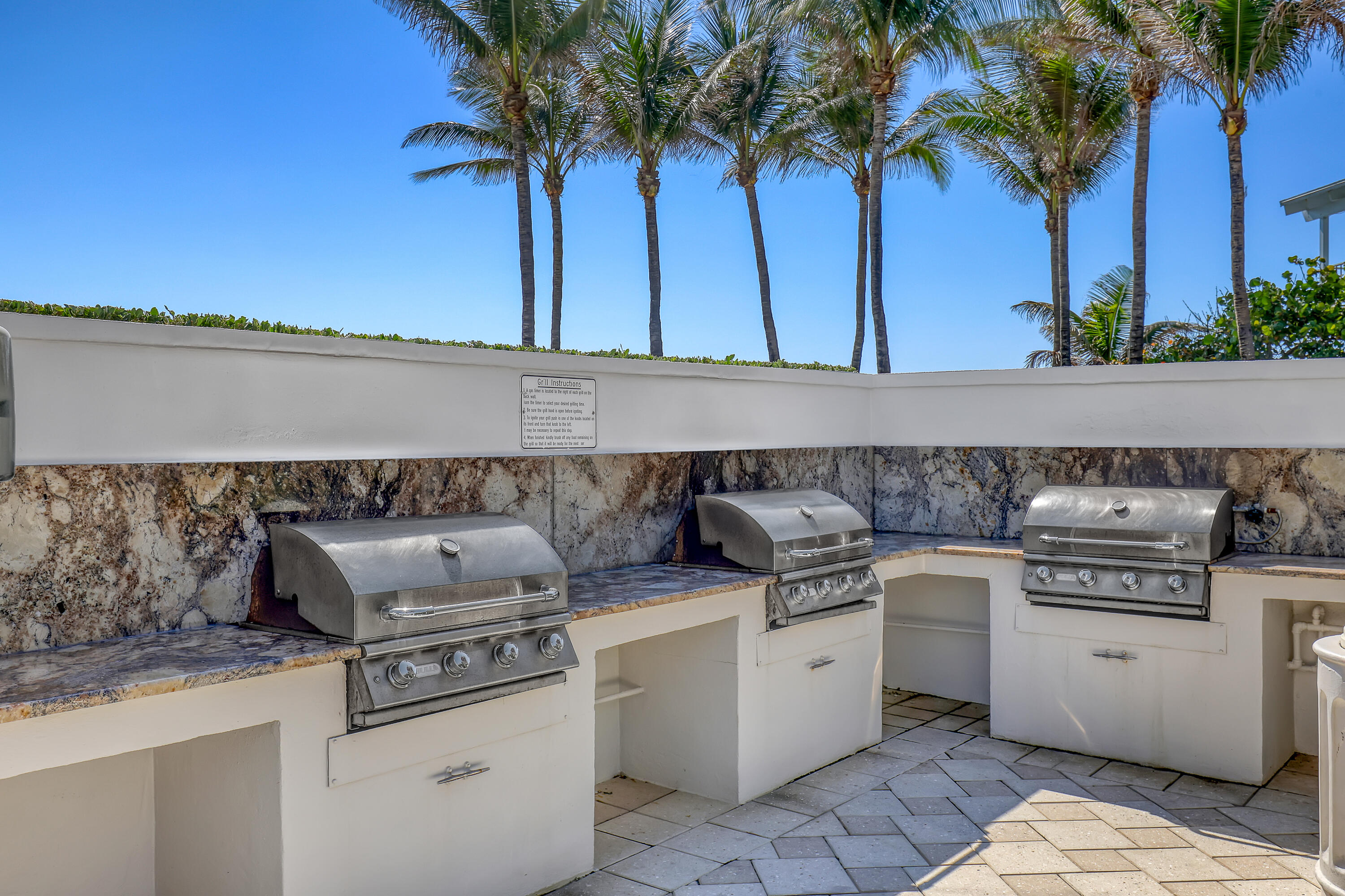 5200 N Ocean Drive 1902