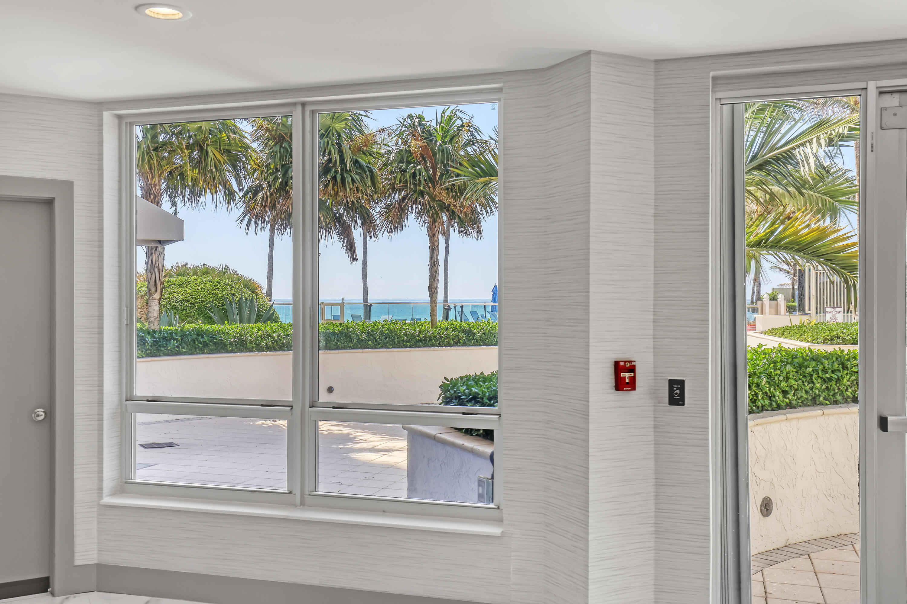 5200 N Ocean Drive 1902