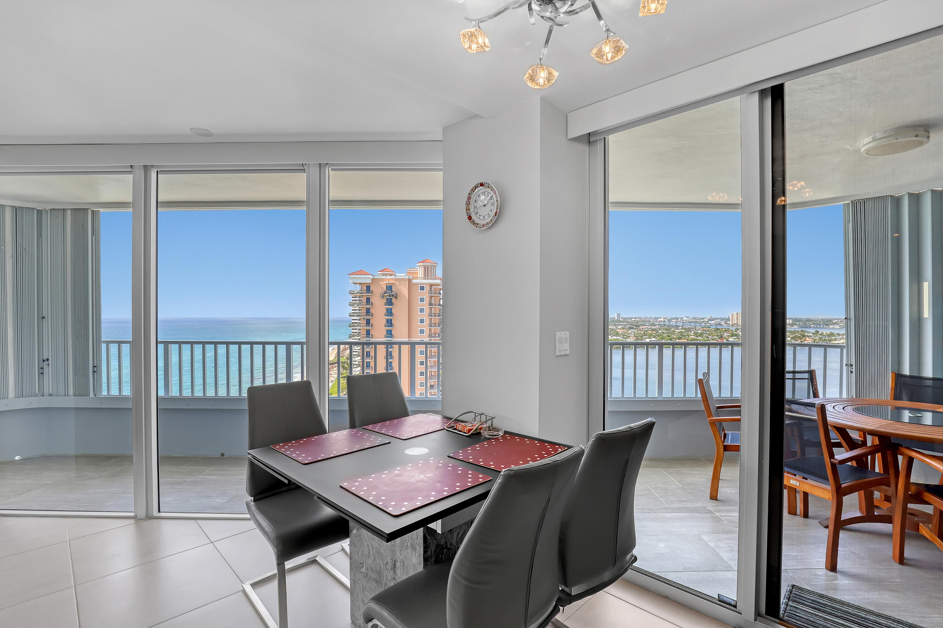 5200 N Ocean Drive 1902