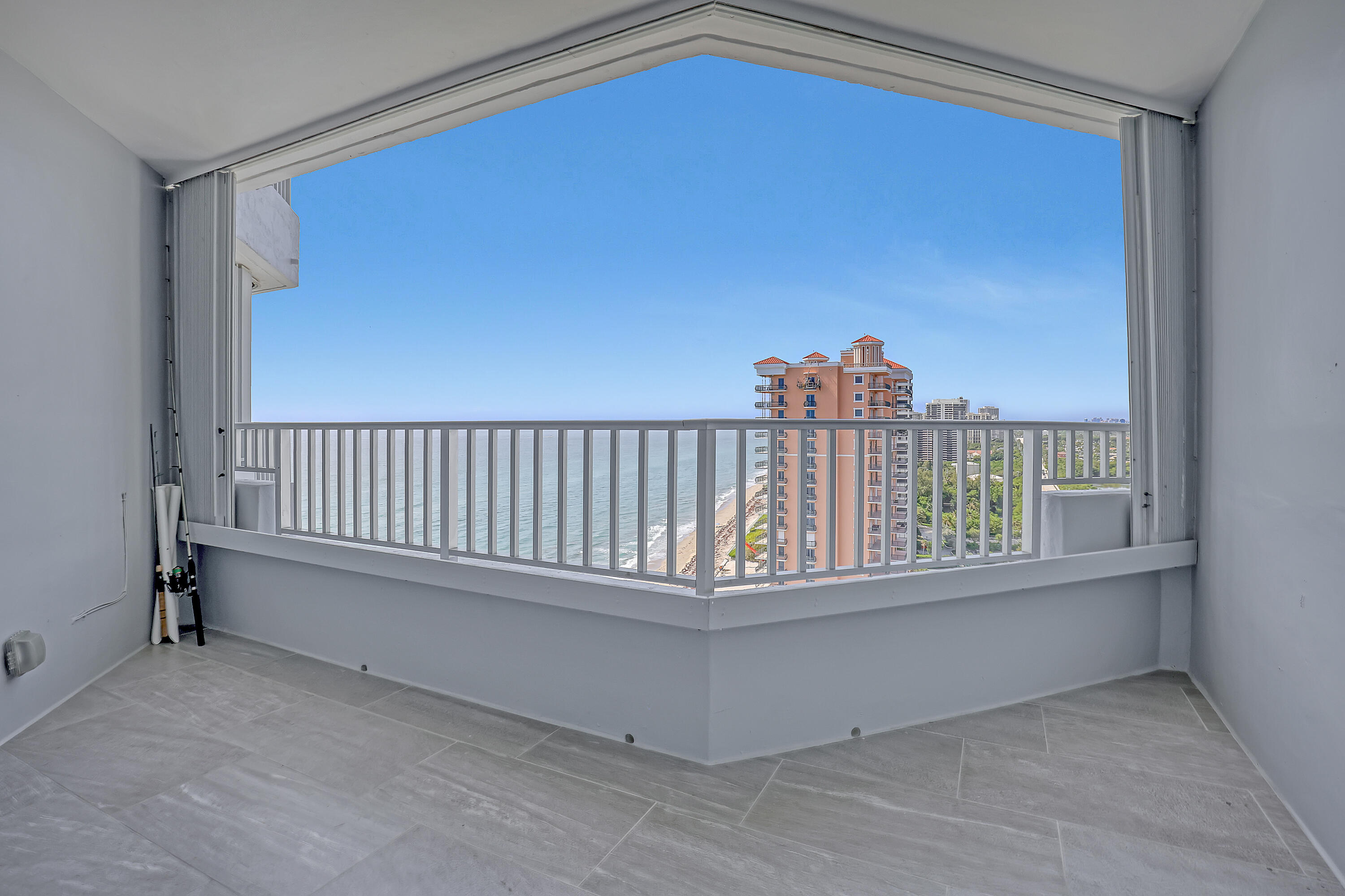 5200 N Ocean Drive 1902
