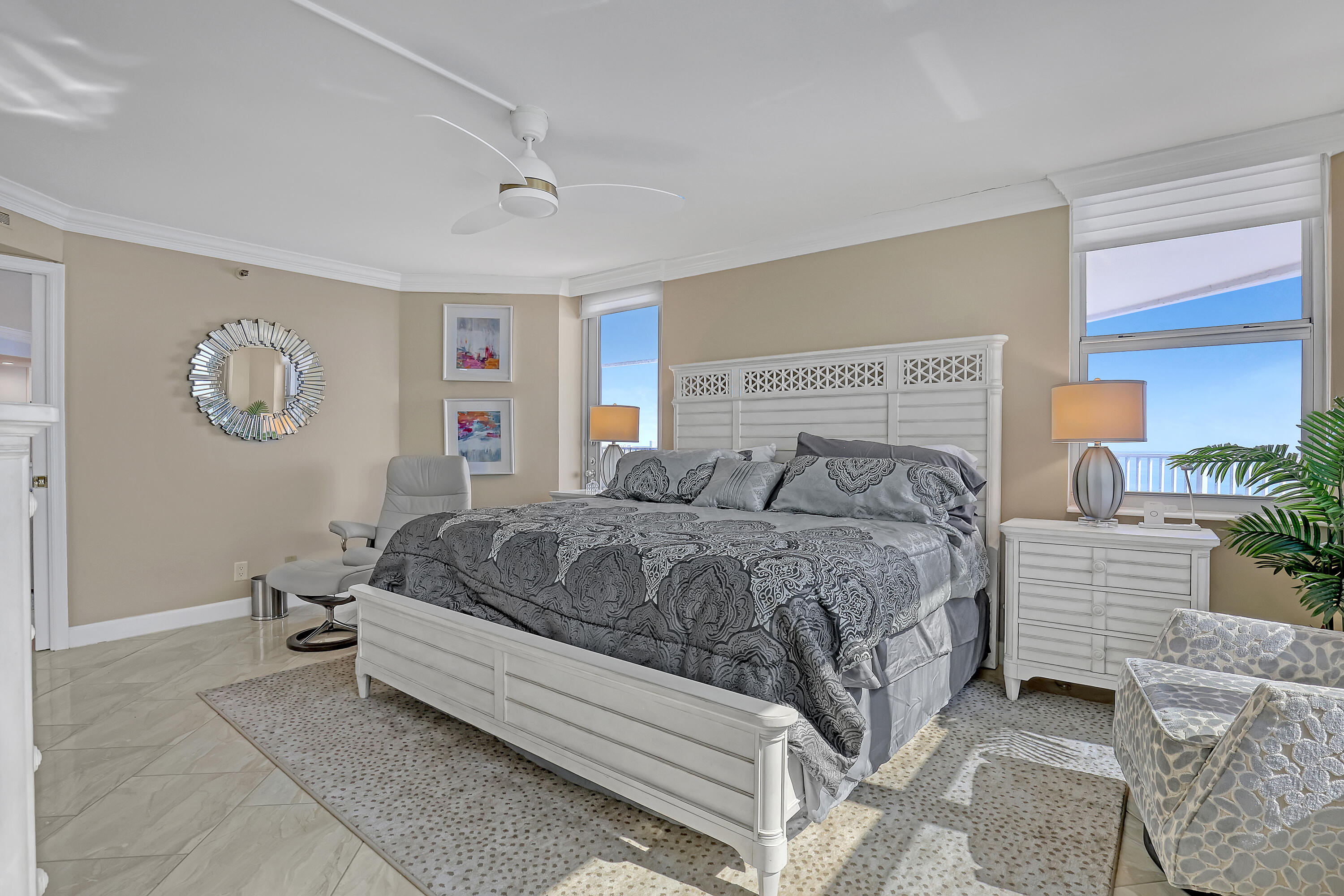 5200 N OCEAN Drive N 1201