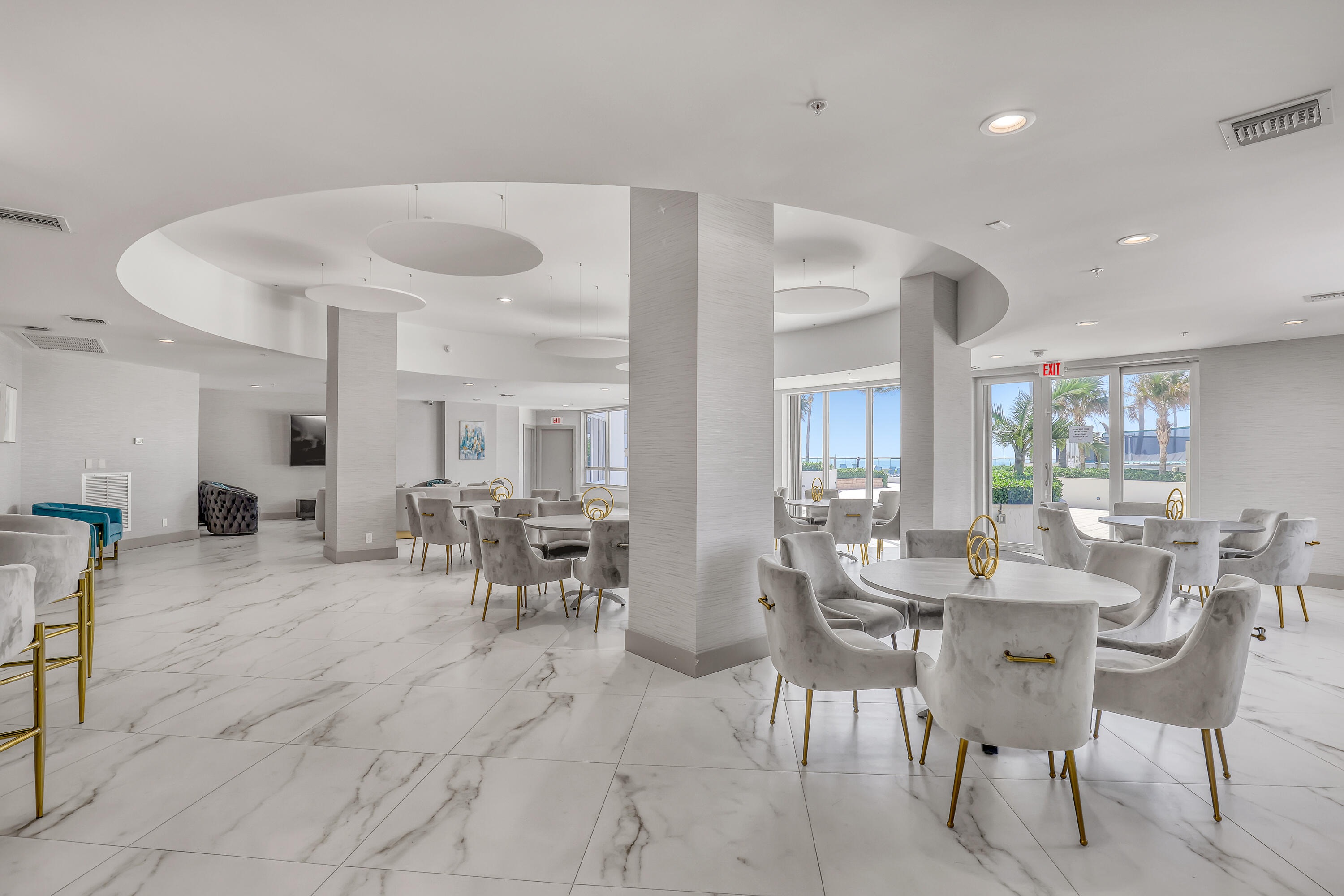 5200 N OCEAN Drive N 1201