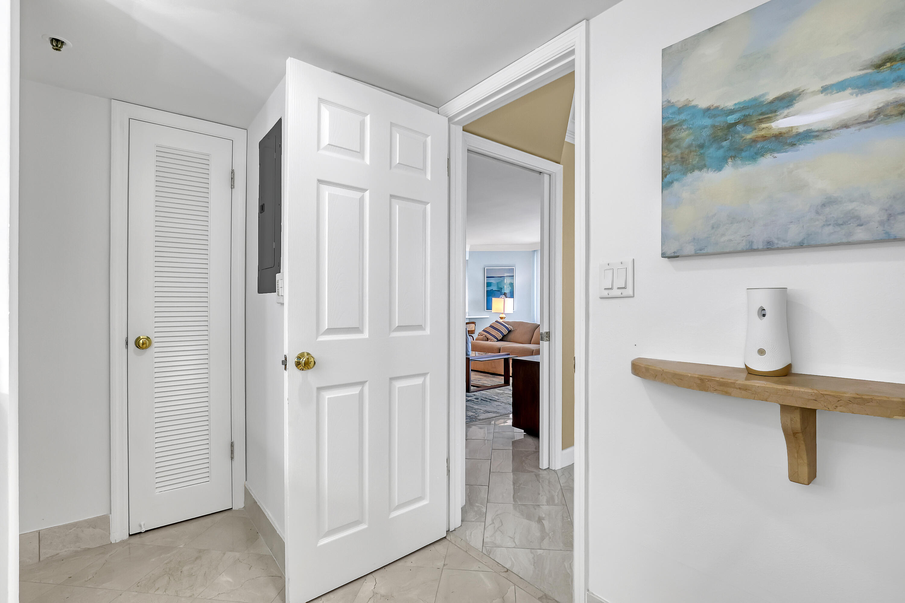 5200 N OCEAN Drive N 1201
