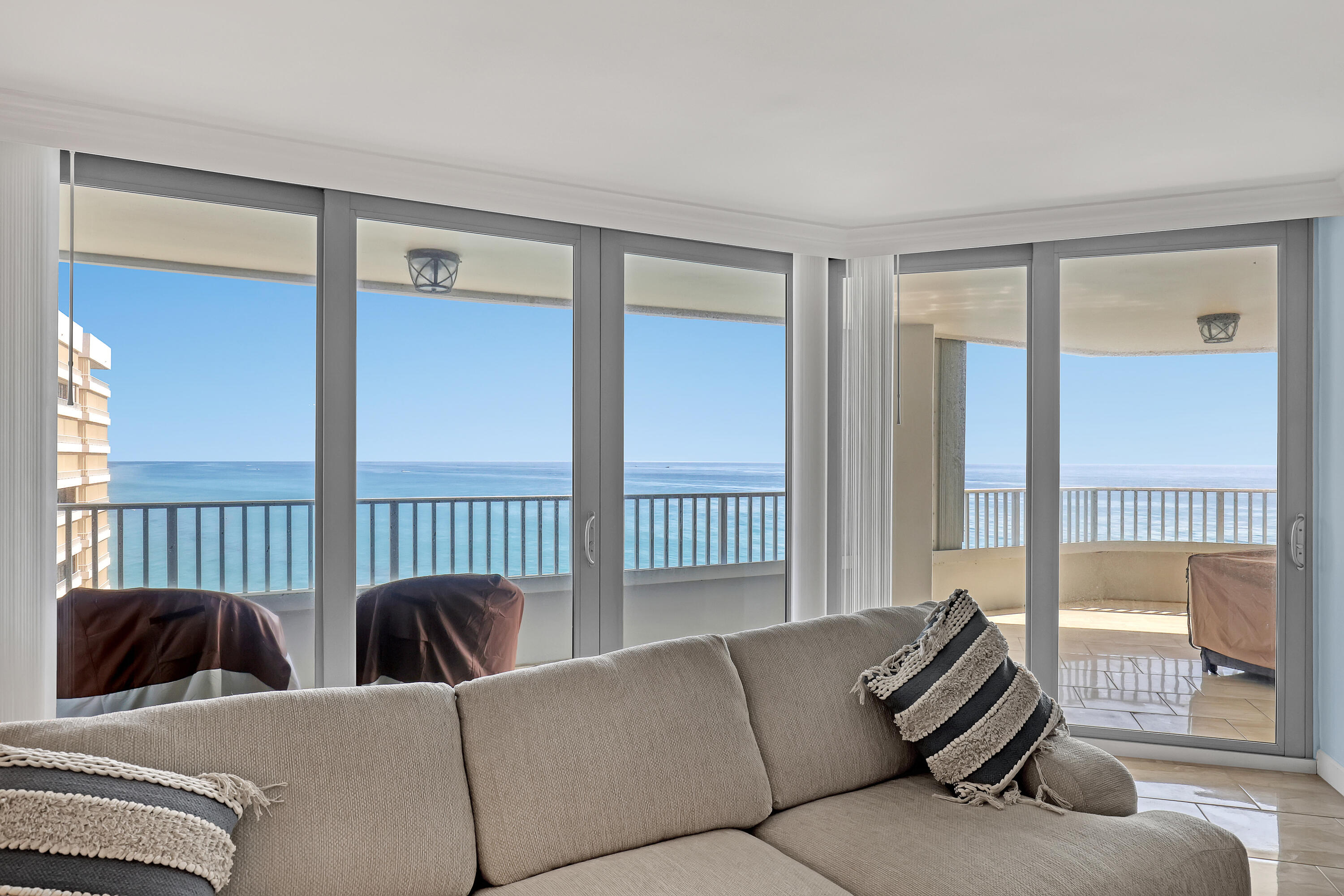 5200 N OCEAN Drive N 1201