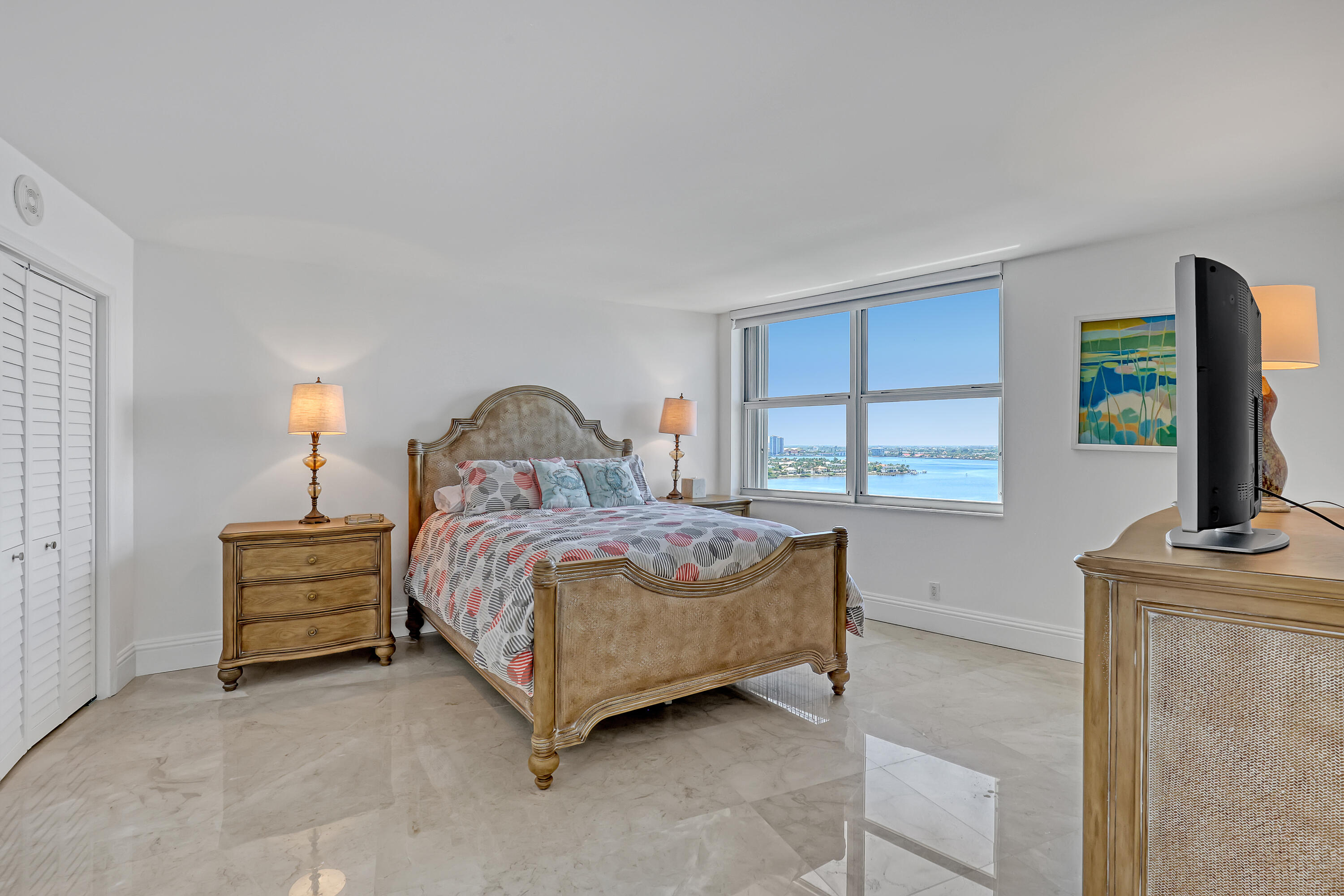 5200 N OCEAN Drive 1703