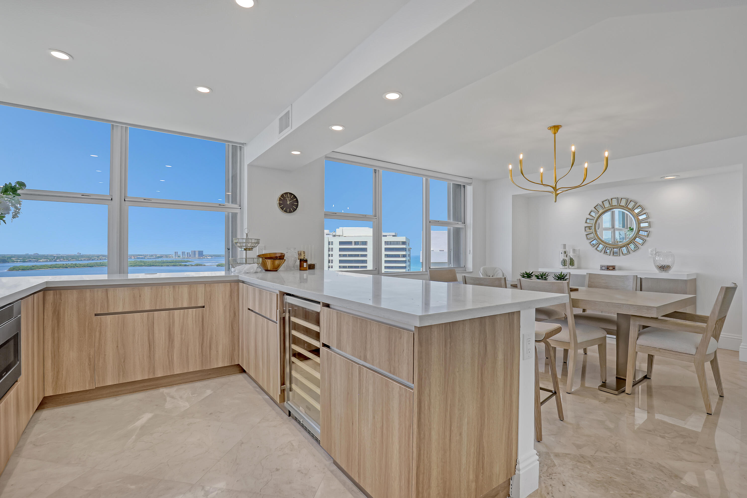 5200 N OCEAN Drive 1703