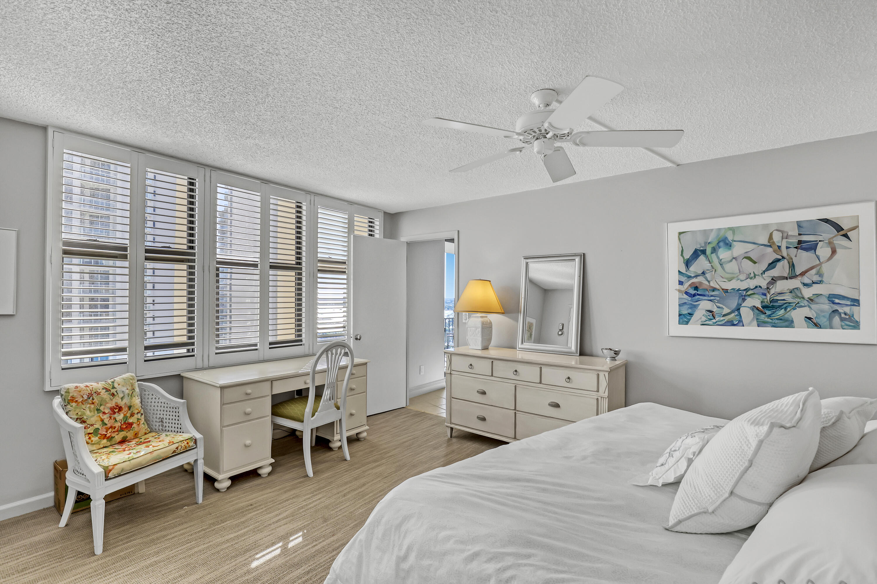 2800 N Ocean Drive A-22A