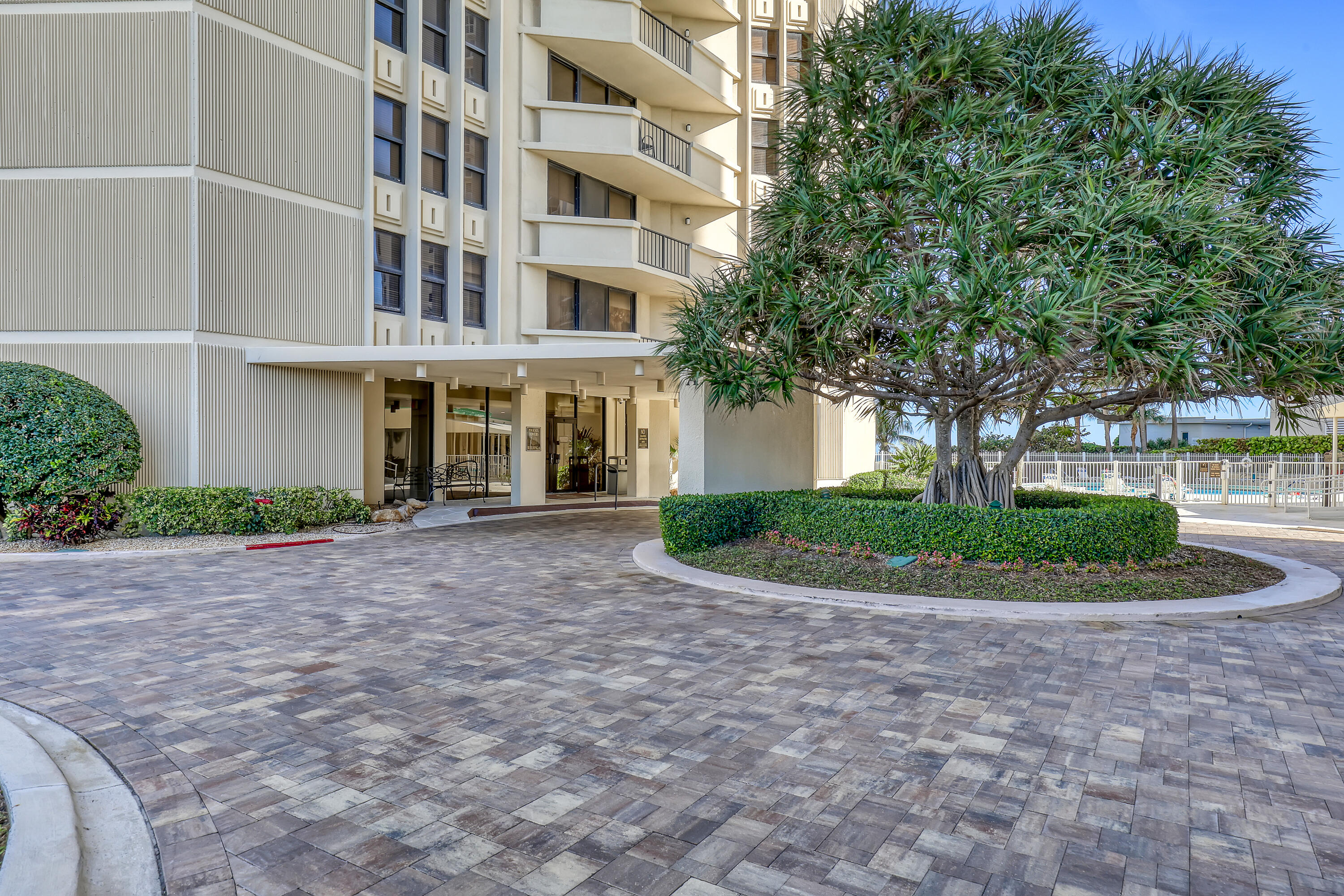 2800 N Ocean Drive A-22A