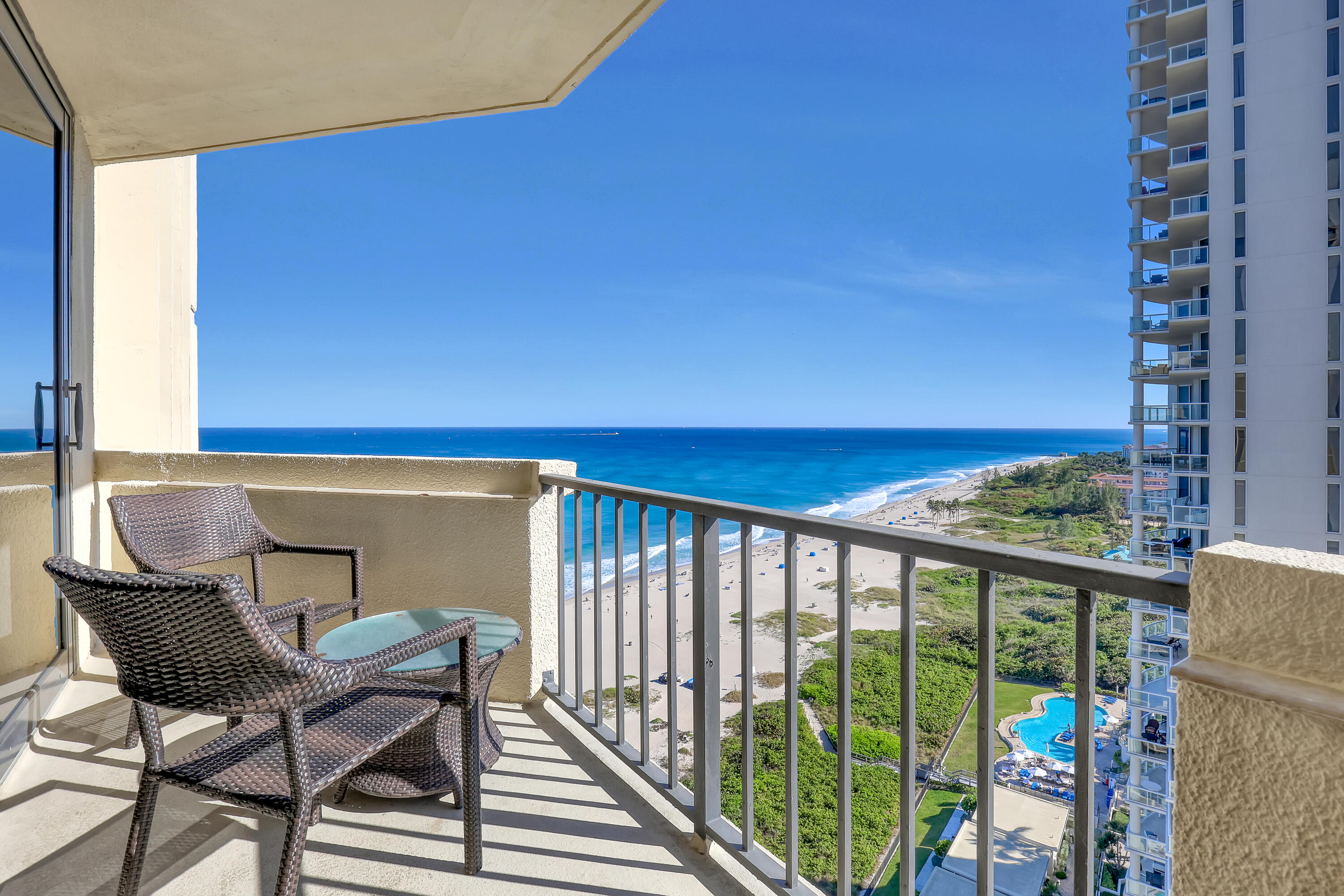 2800 N Ocean Drive A-22A